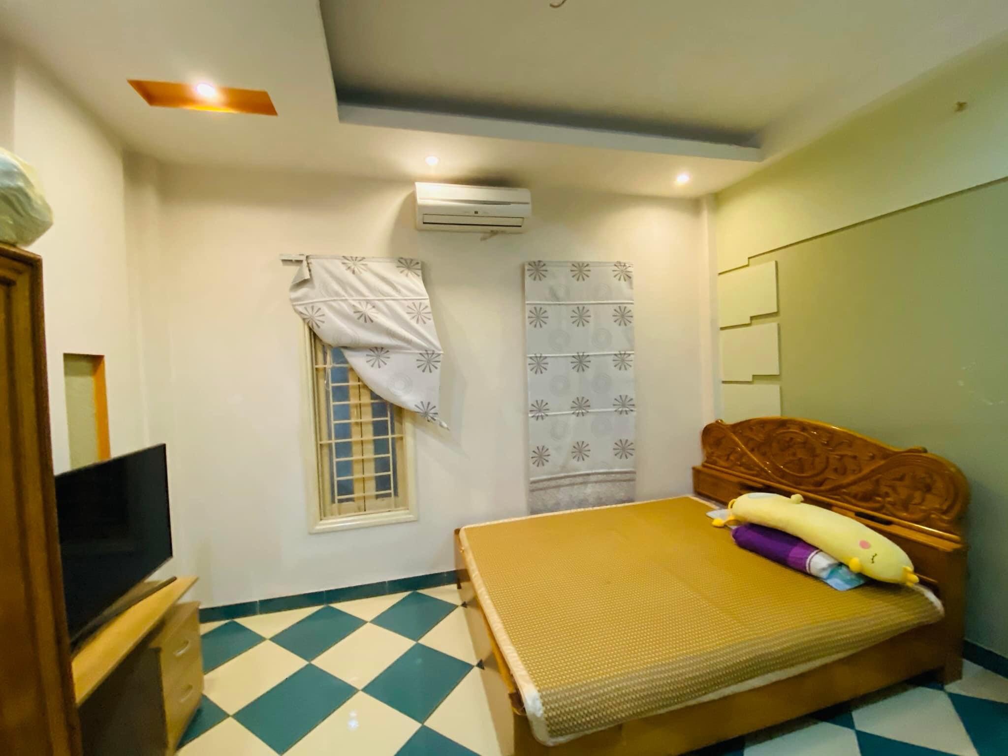 Bán Gấp Nhà Ngõ 144 Phố Quan Nhân - Cách 50m Ra Phố - Ngõ Rộng Thoáng - Gần Ô Tô.