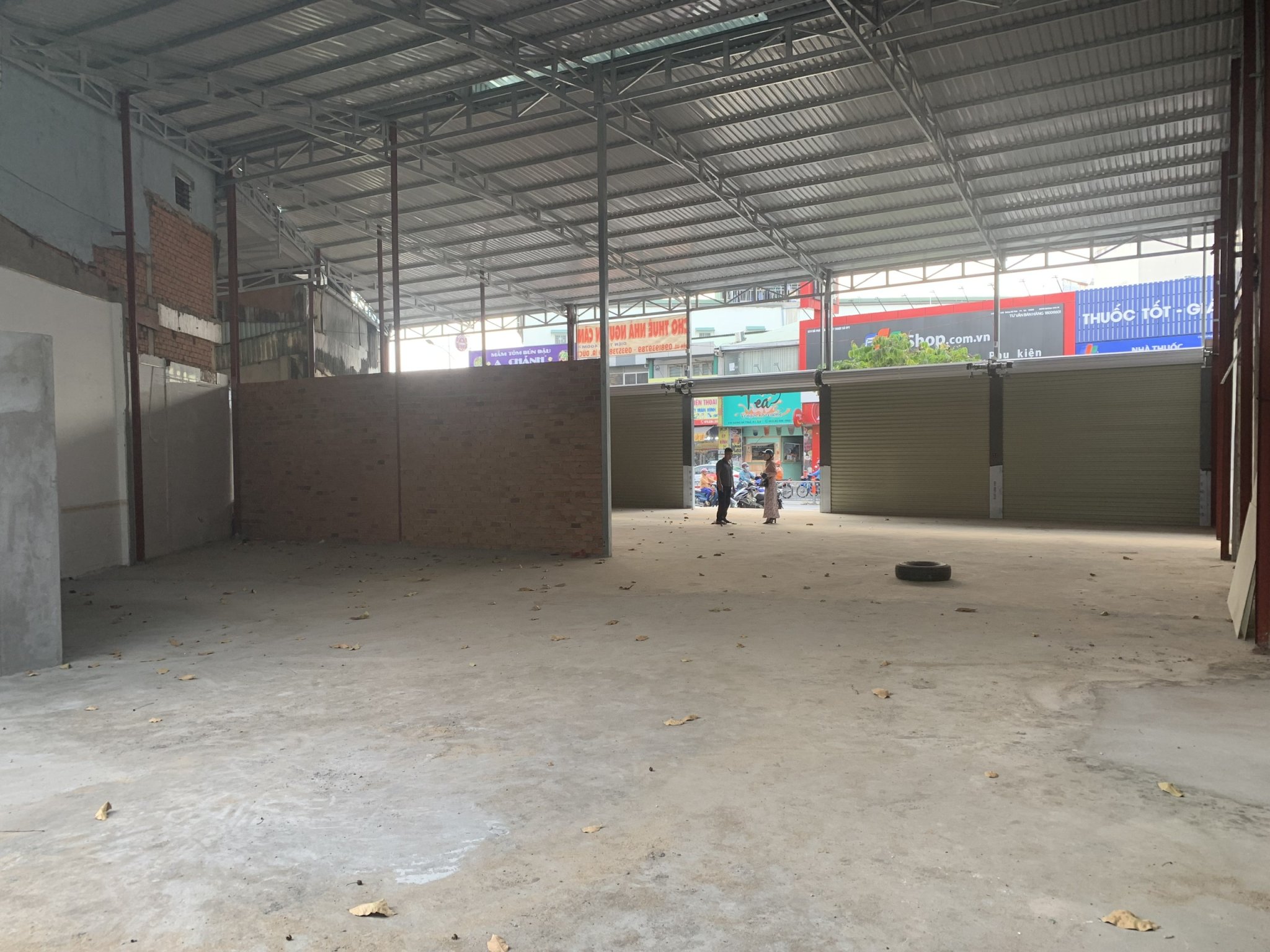 Mặt bằng Dương Bá Trạc, Quận 8. Gần Nguyễn Văn Cừ: 5x20m, sàn rộng 400m2, khu sầm uất,Kinh doanh nhộn nhịp. 160 triệu/tháng