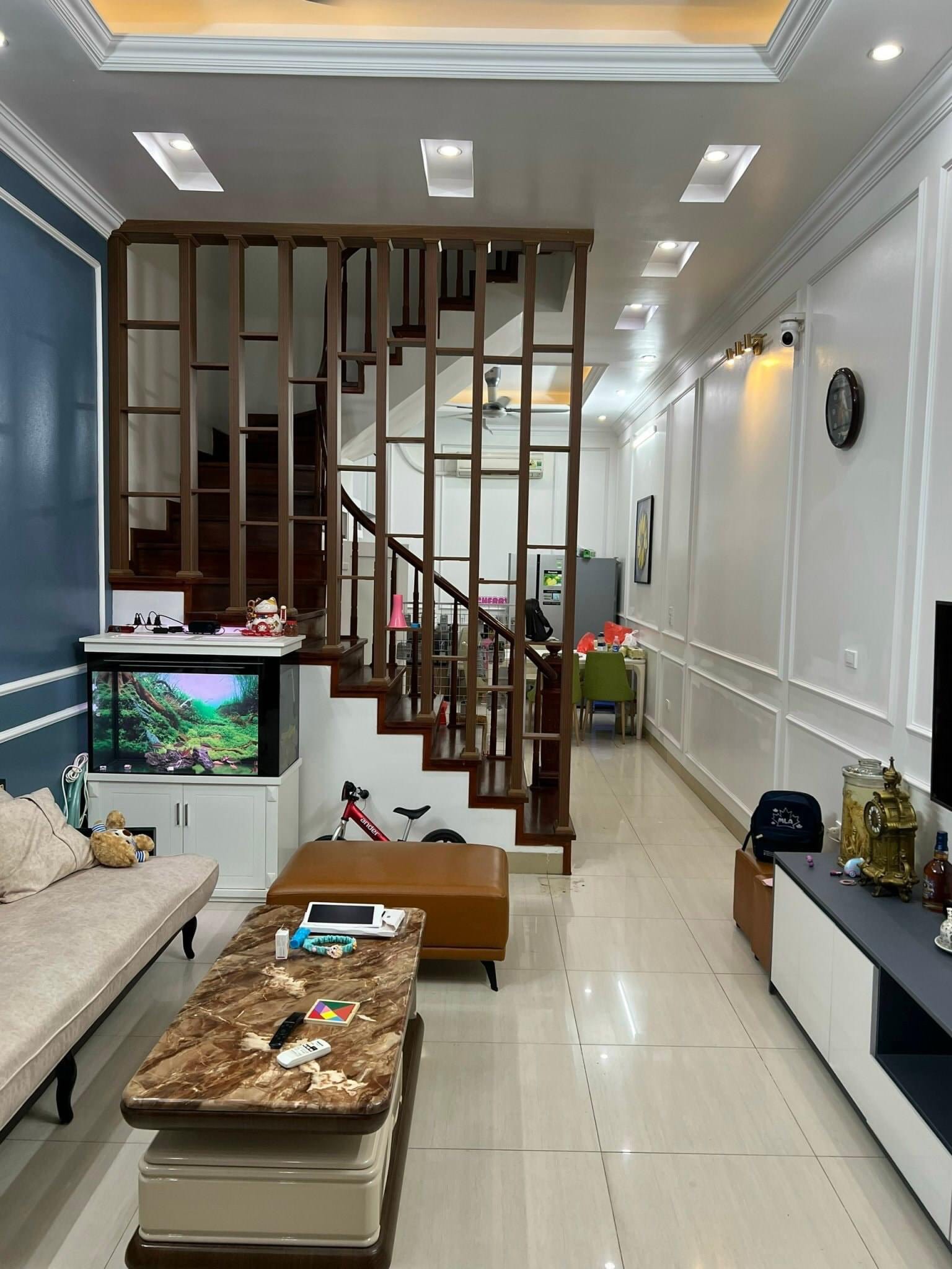 Bán Nhà Giáp Nhất - Thanh Xuân, 54m2 x 4 Tầng, Lô Góc, Ô Tô Cách 30m, Ngay Ngã Tư Sở.