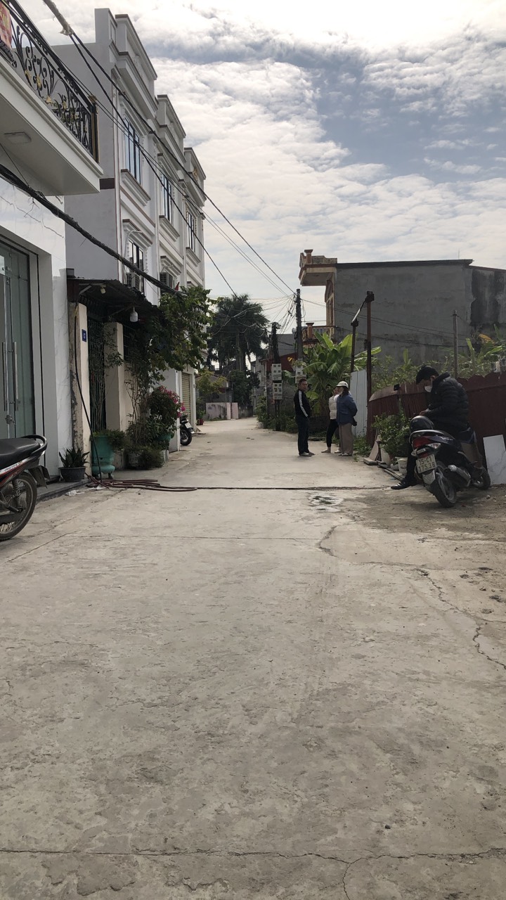 Cần Bán Nhà Mới Xây Tại Quỳnh Hoàng,Nam Sơn,An Dương,HP.Chỉ 2,99 tỷ, DT 60 m2 x4Tầng,4PN,5WC, MT 4m,Đường 5m, Ô Tô Đỗ