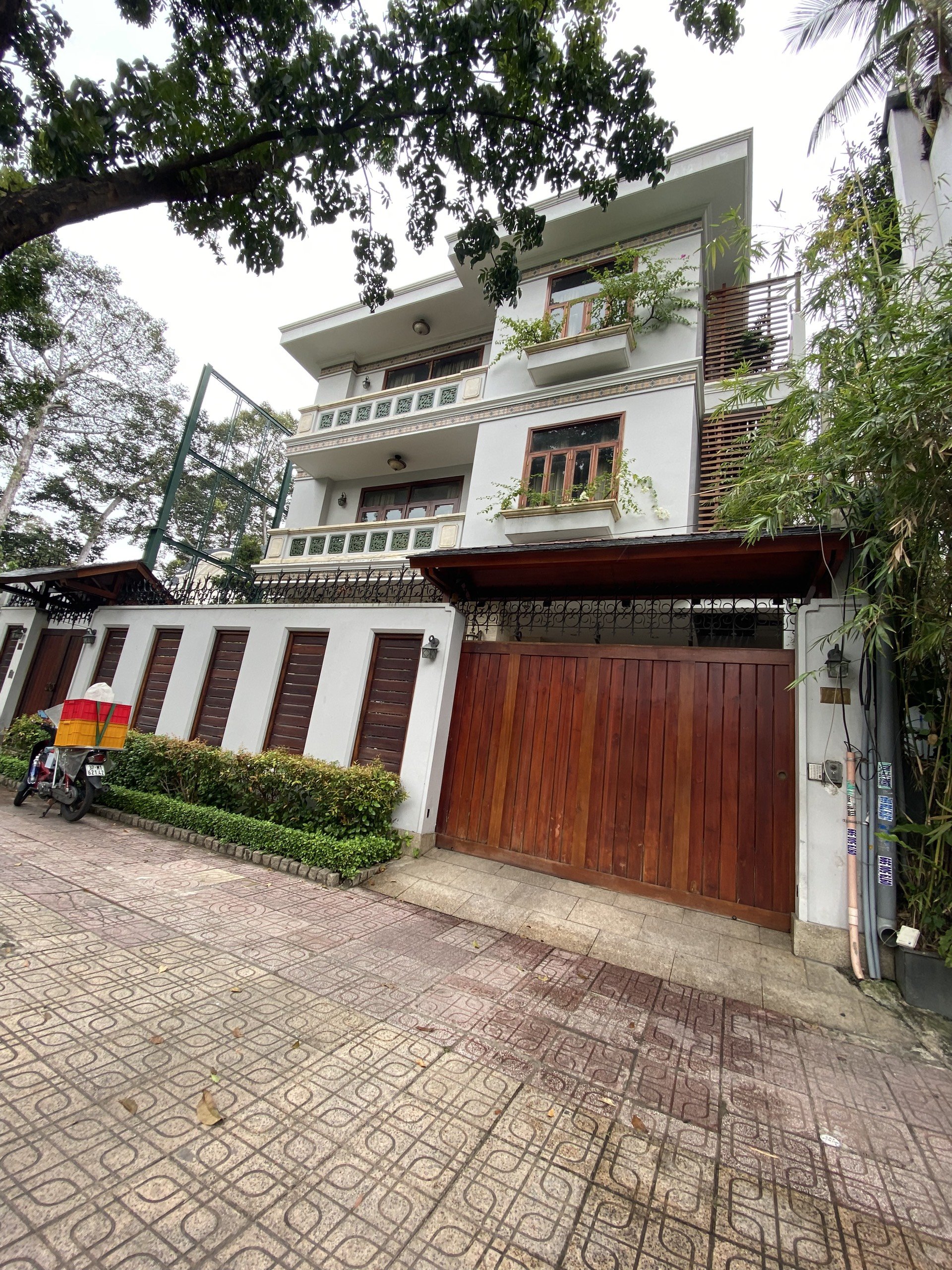 Cho Thuê nhà đường Đinh Công Tráng, Phường TĐ, Quận 1, DT: 4*17, Giá: 50 tr/th