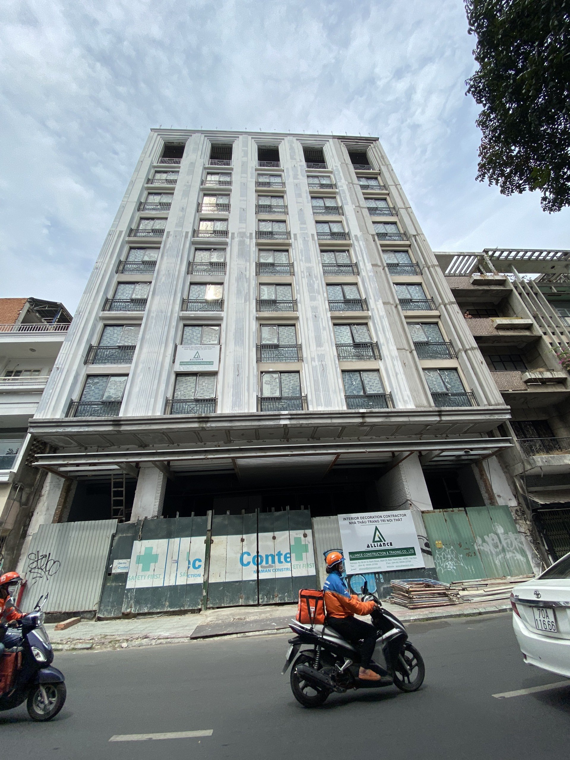 Bán nhà đường Nguyễn Trãi, Quận 1, Dt: 12x22m, Gía 68 tỷ.