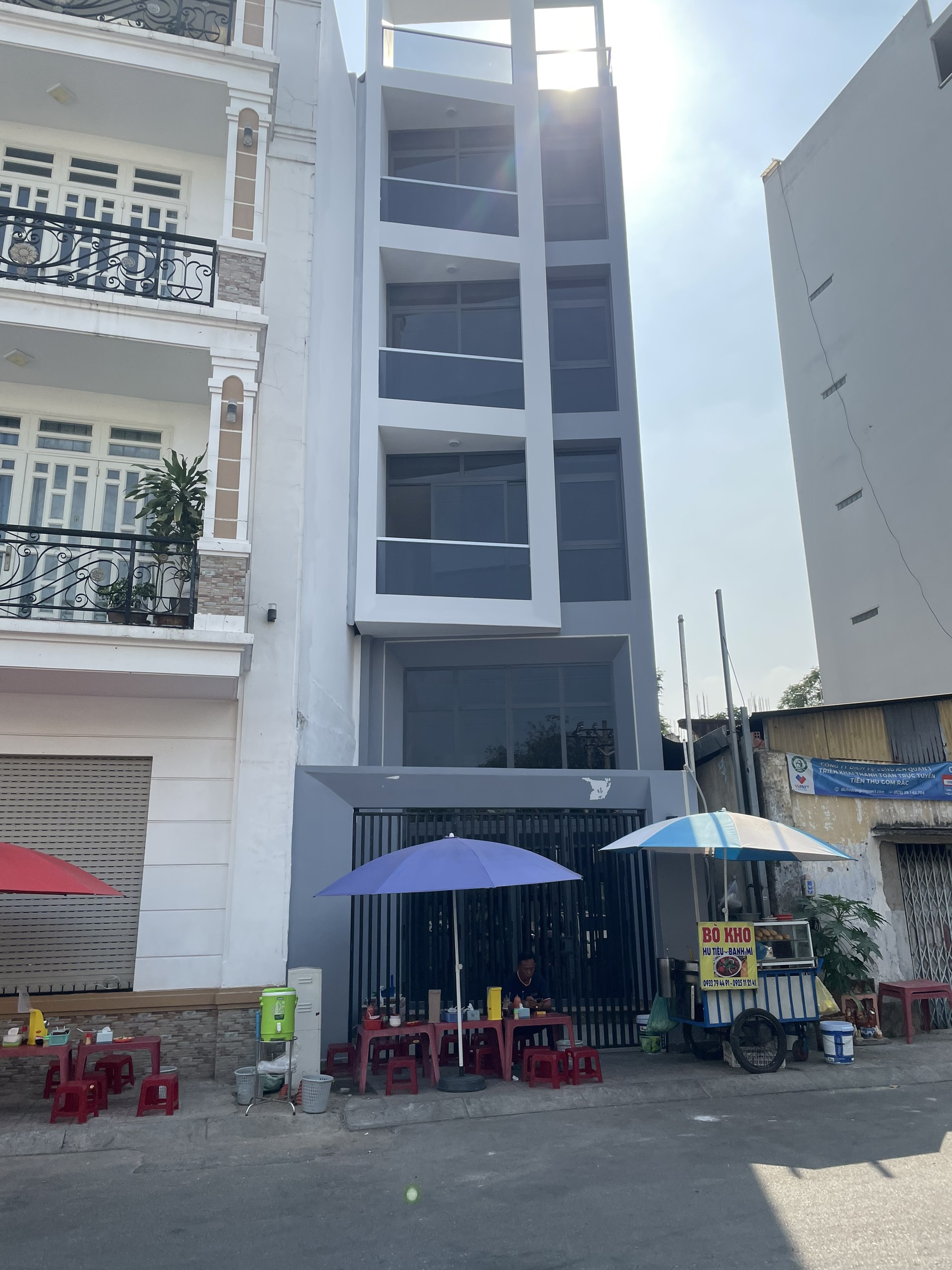 Cho thuê nhà MT Nguyễn Văn Nguyễn Q1 4.58X15 5 tầng, thang máy, 70Tr TL