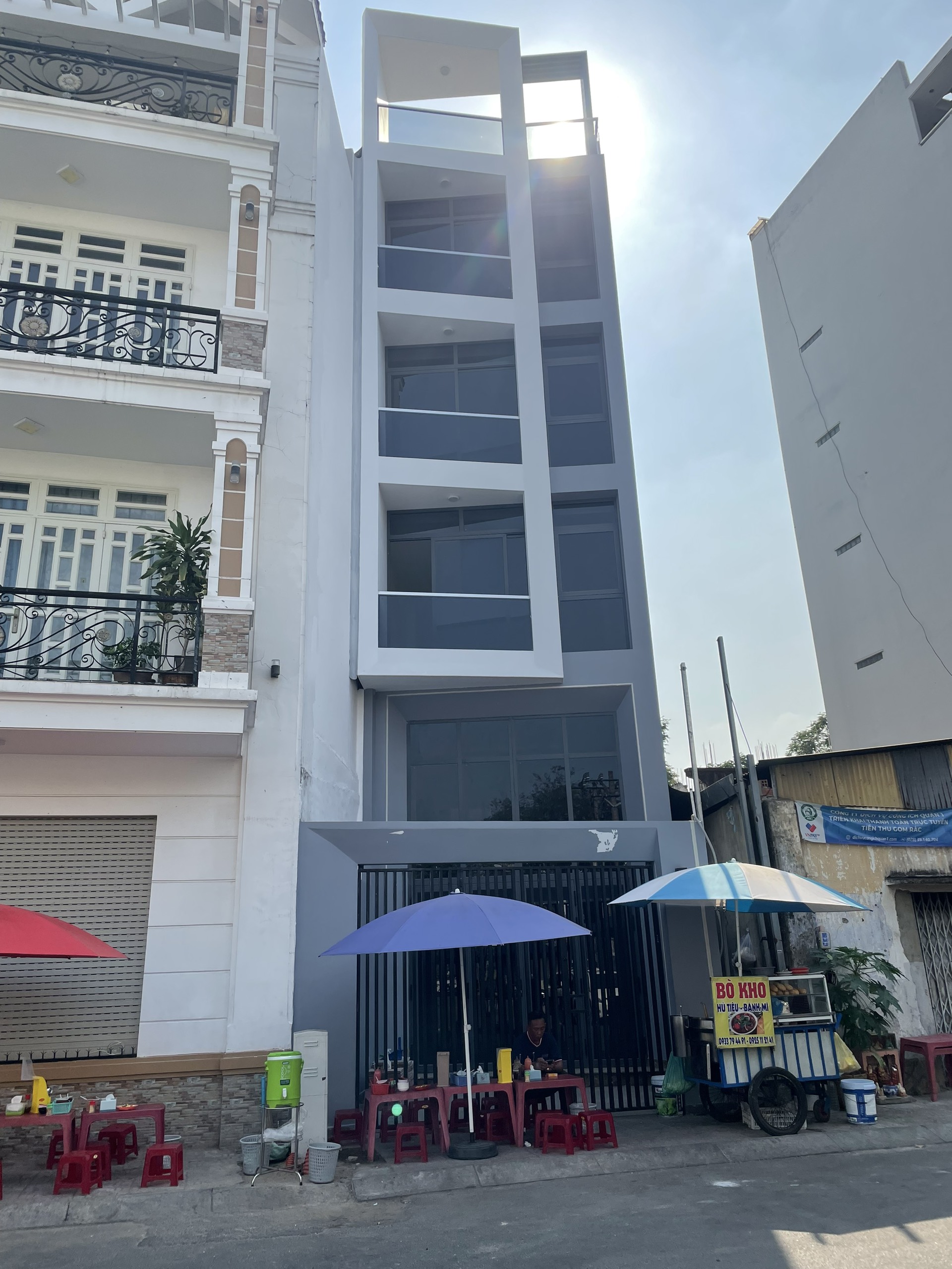 NHÀ CHO THUÊ KINH DOANH SIÊU ĐẸP QUẬN 1