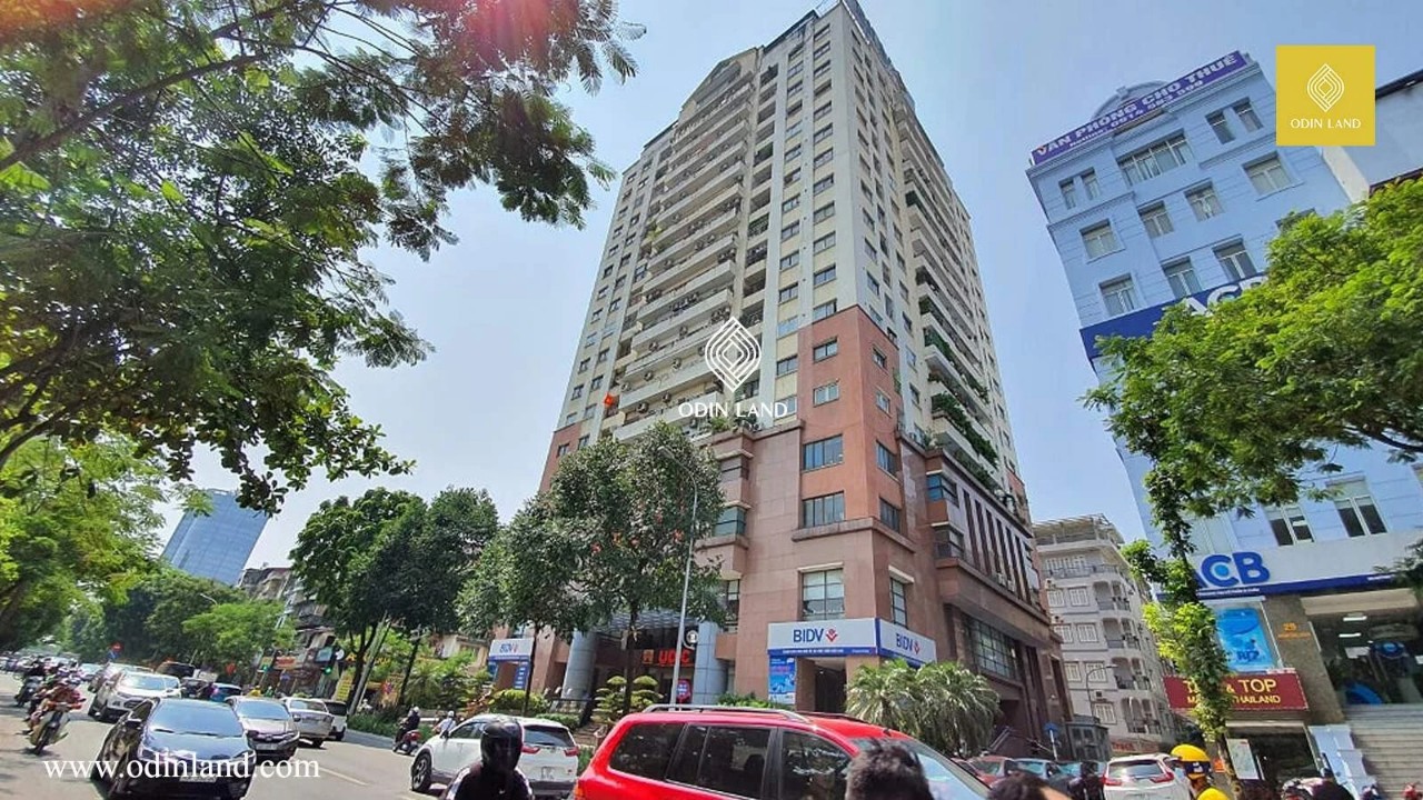 Toà văn phòng Huỳnh Thúc Kháng, Đống Đa, thang máy, vỉa hè, hầm, 86m, 8T, Mt 6m, 18.98 tỷ