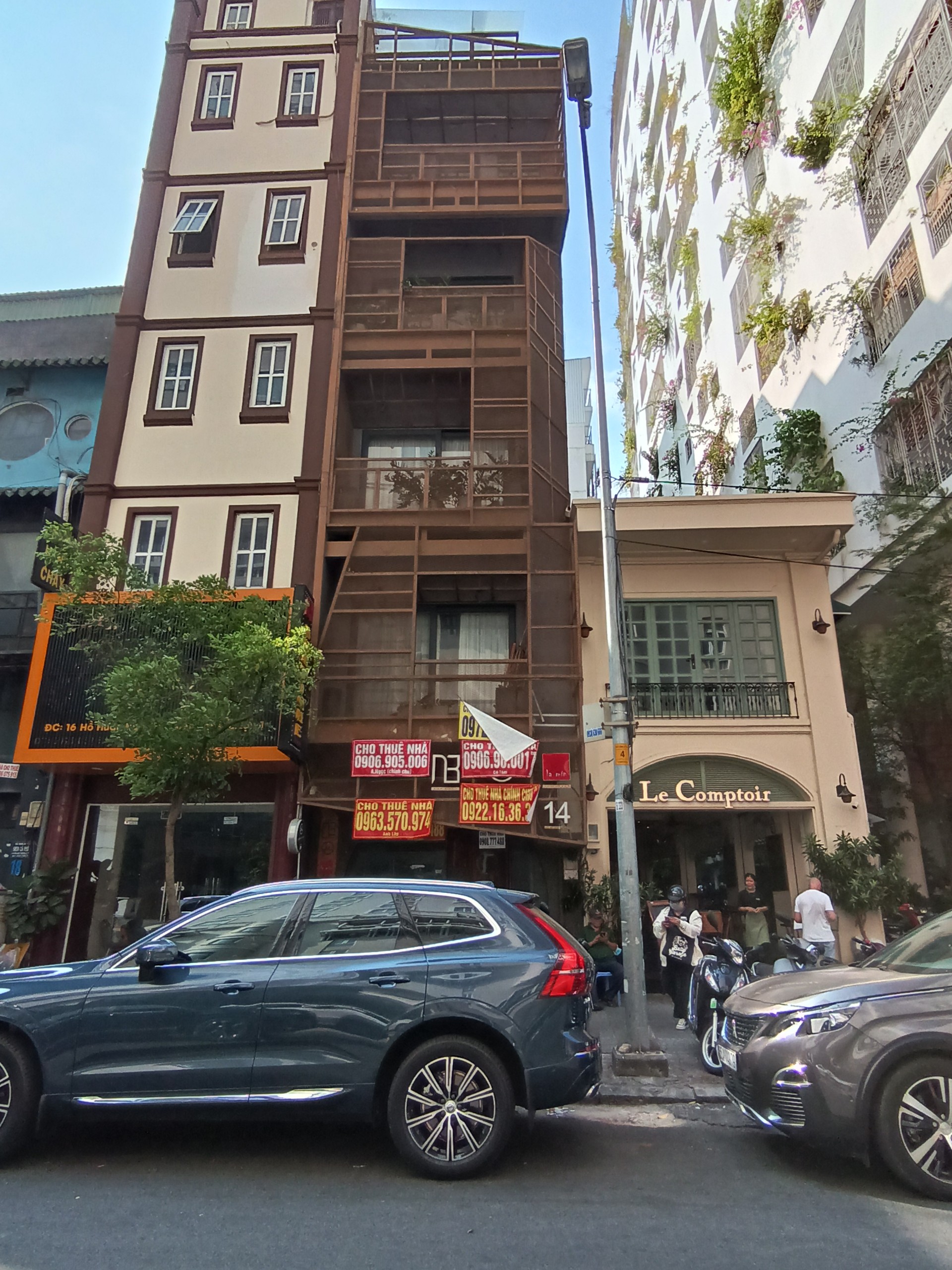 Cho thuê nhà MT Hồ Huấn Nghiệp Q1 4.2X23 nở hậu 5m, 5 tầng, thang máy, 145tr TL