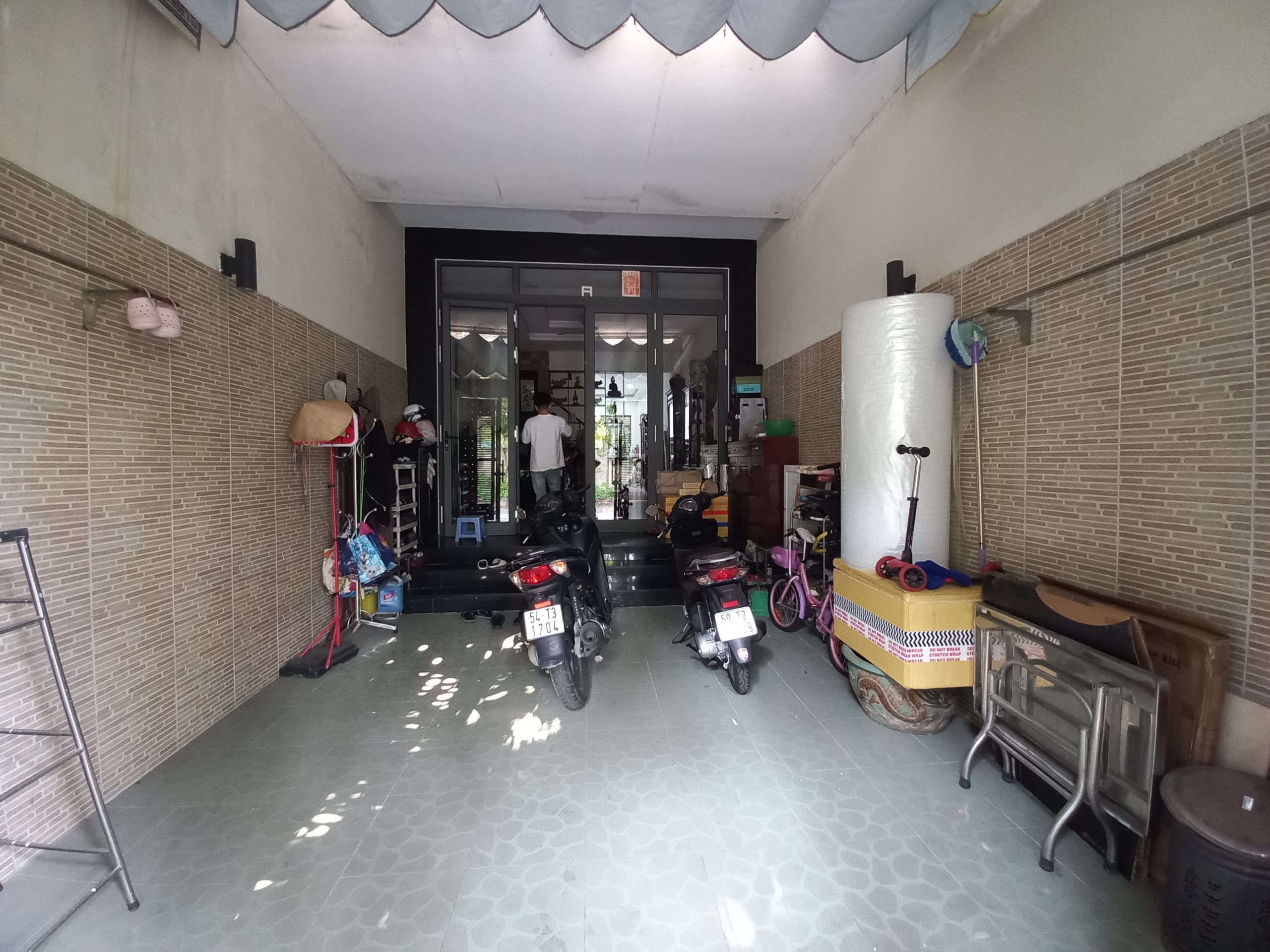 Nhà nguyên căn hẻm xe hơi 793 Trần Xuân Soạn Q7