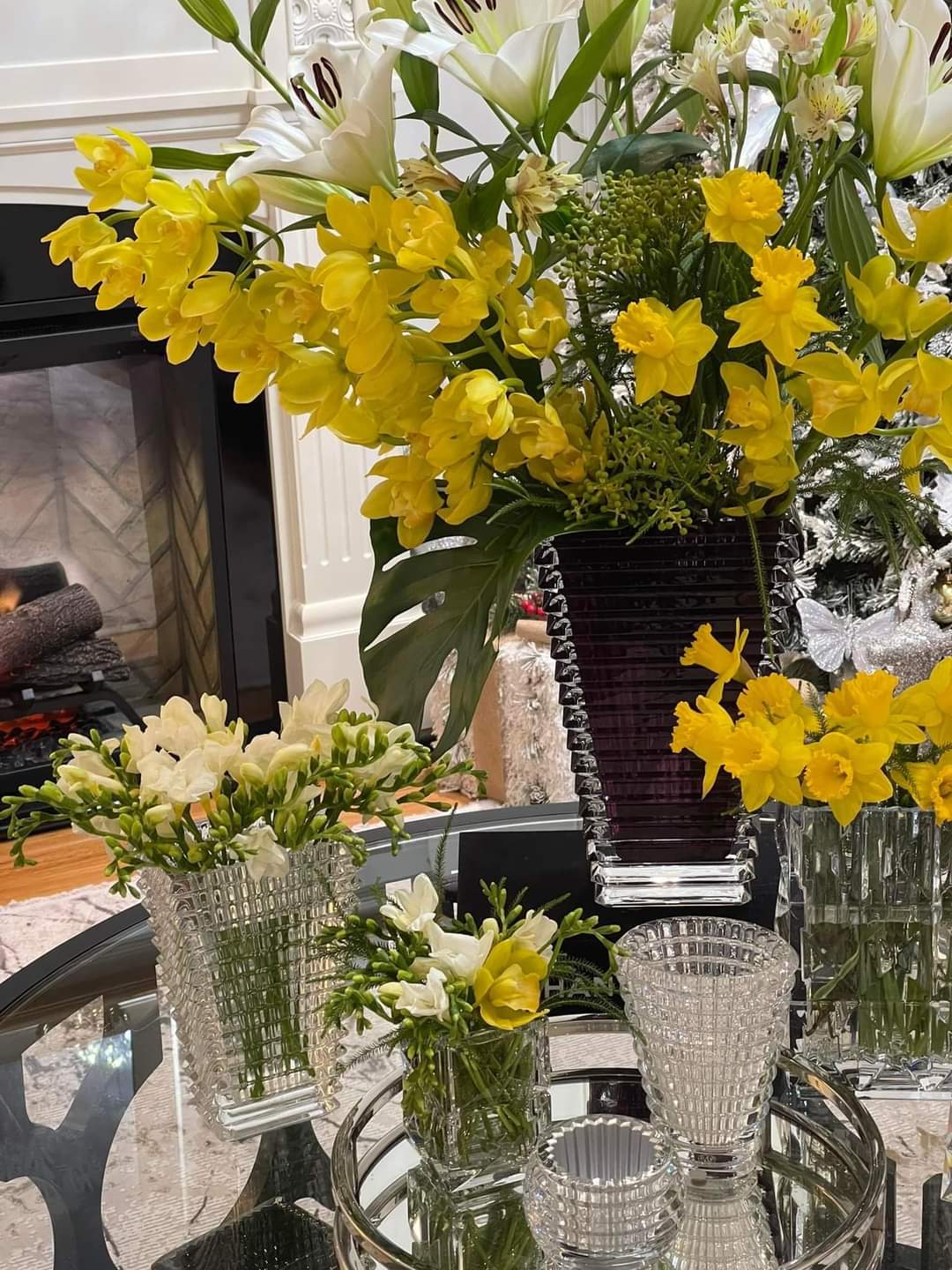 Siêu kinh doanh Hoàng Hoa Thám, Ba Đình, mới xây 2023, ô tô 16 chỗ đỗ cửa, sát phố, 58m, 4T, 8.89 tỷ