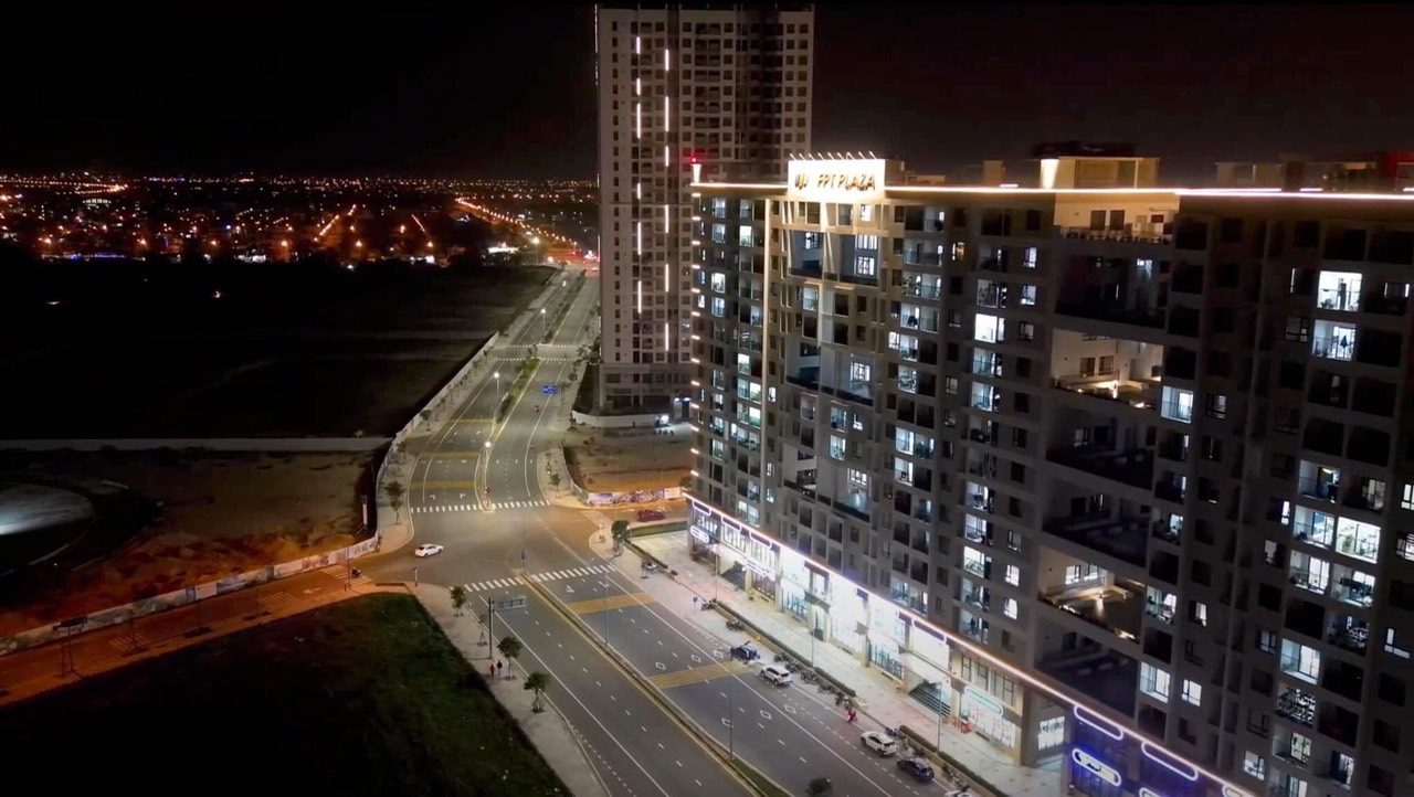 Chính chủ cần bán căn hộ FPT view quảng trường căn 2 pn