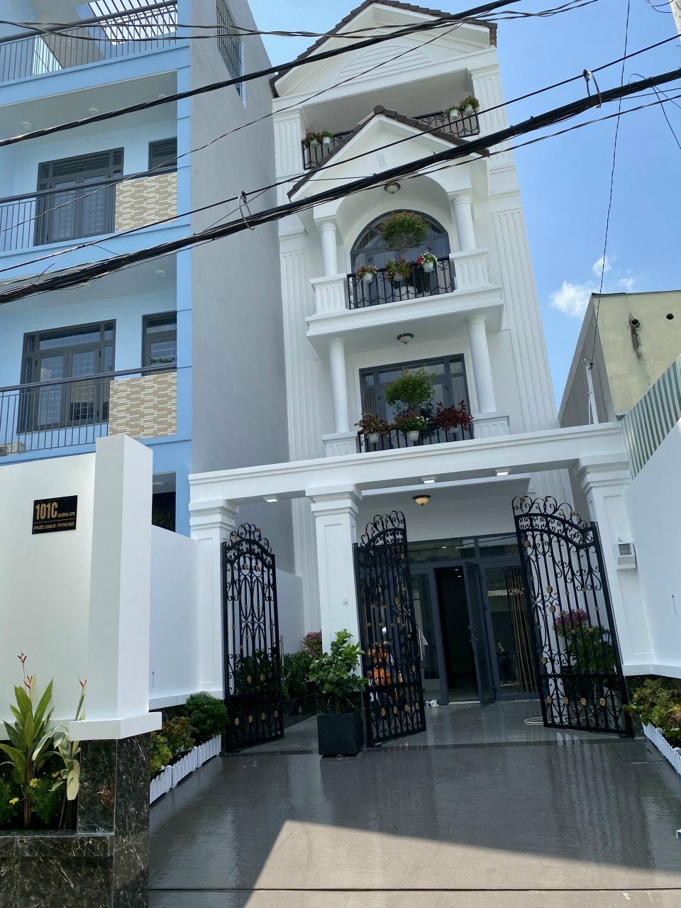 BÁN GẤP CĂN NHÀ PHỐ MỚI XÂY CỰC ĐẸP - GIÁ RỂ