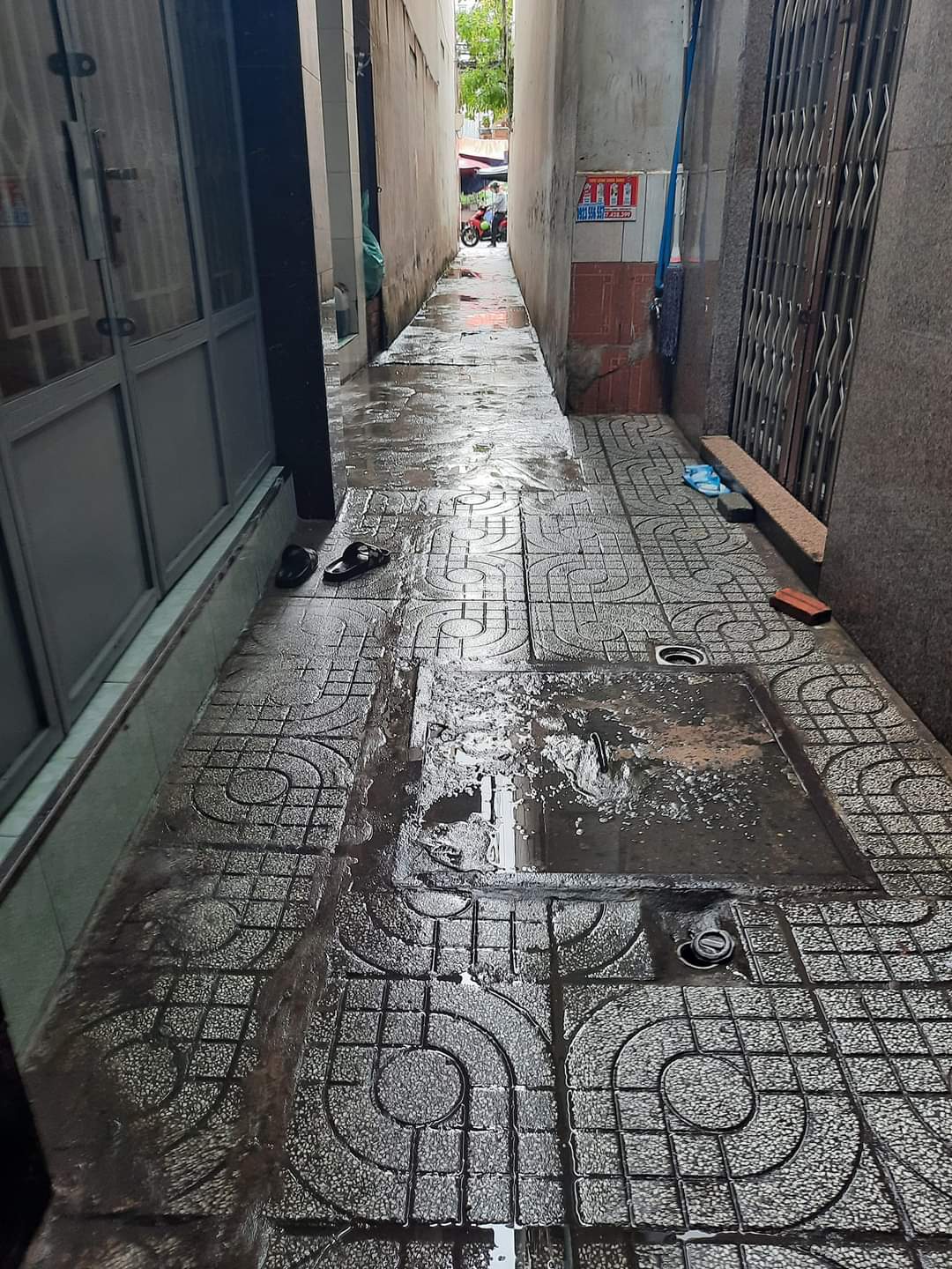 HÀNG HIẾM - NHÀ SÁT MẶT TIỀN ĐƯỜNG SỐ 79 P.TÂN QUY QUẬN 7- 3 TẦNG GIÁ CHỈ 3.7 TỶ