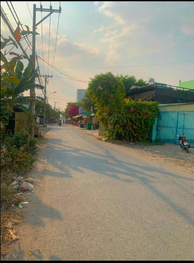 870m2