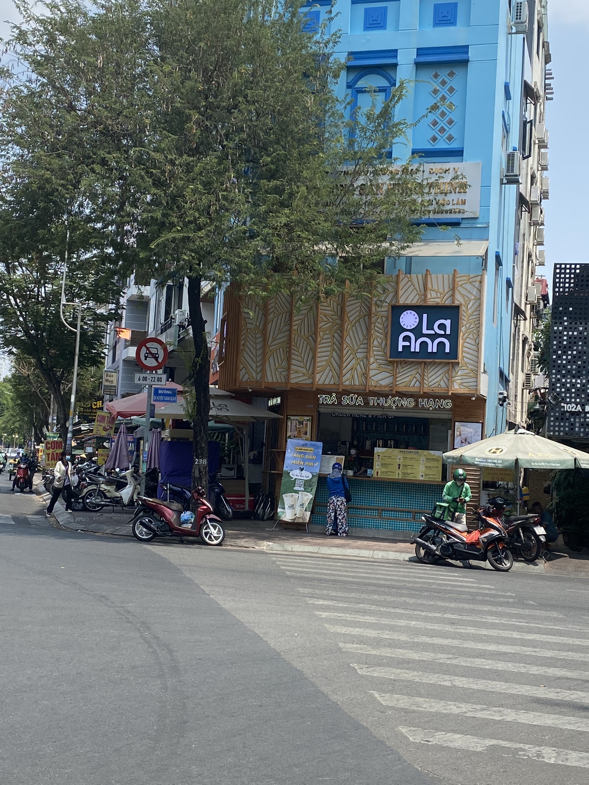 Cho thuê MBKD góc Bà Huyện Thanh Quan, P. 9 Q. 3 DT 8x7m, giá 40tr/th