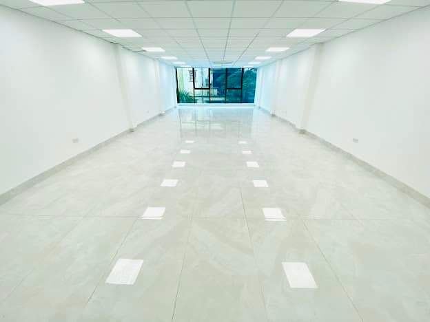 BÁN TOÀ VĂN PHÒNG CAO CẤP KHU ĐÔ THỊ TRUNG YÊN - CẦU GIẤY - HAI MẶT THOÁNG - ĐANG CHO THUÊ 95TR/THÁNG. DT 98M - 6 TẦNG - MT 5,6M - 3X TỶ