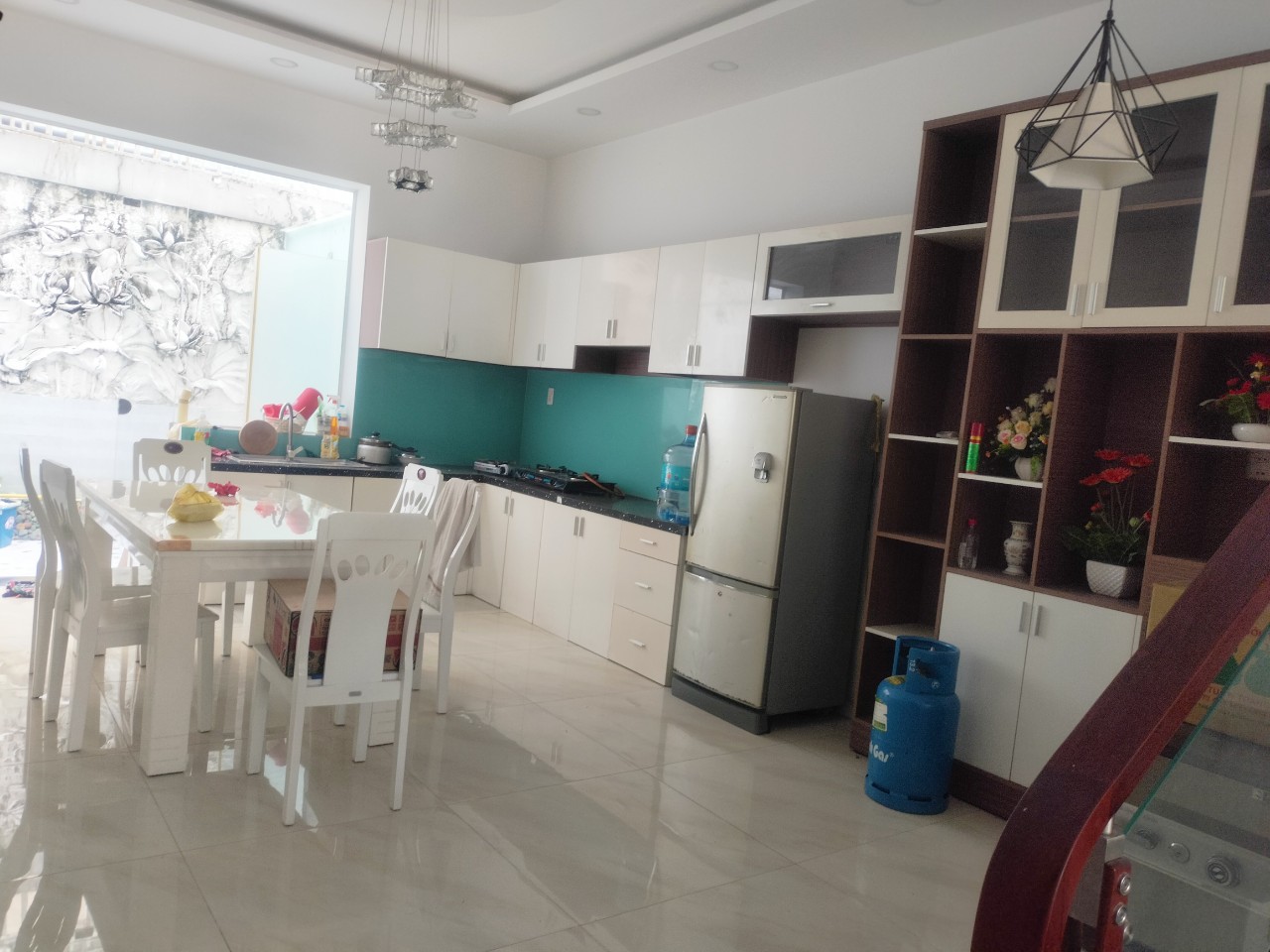 Nhà mặt tiền 4 phòng ngủ, 5WC cho KD căn hộ dịch vụ