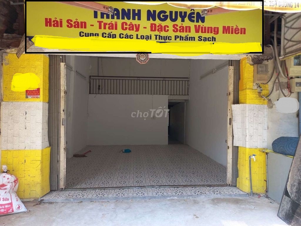 Mặt bằng mặt tiền đường 14 tiện kinh doanh và ở lại