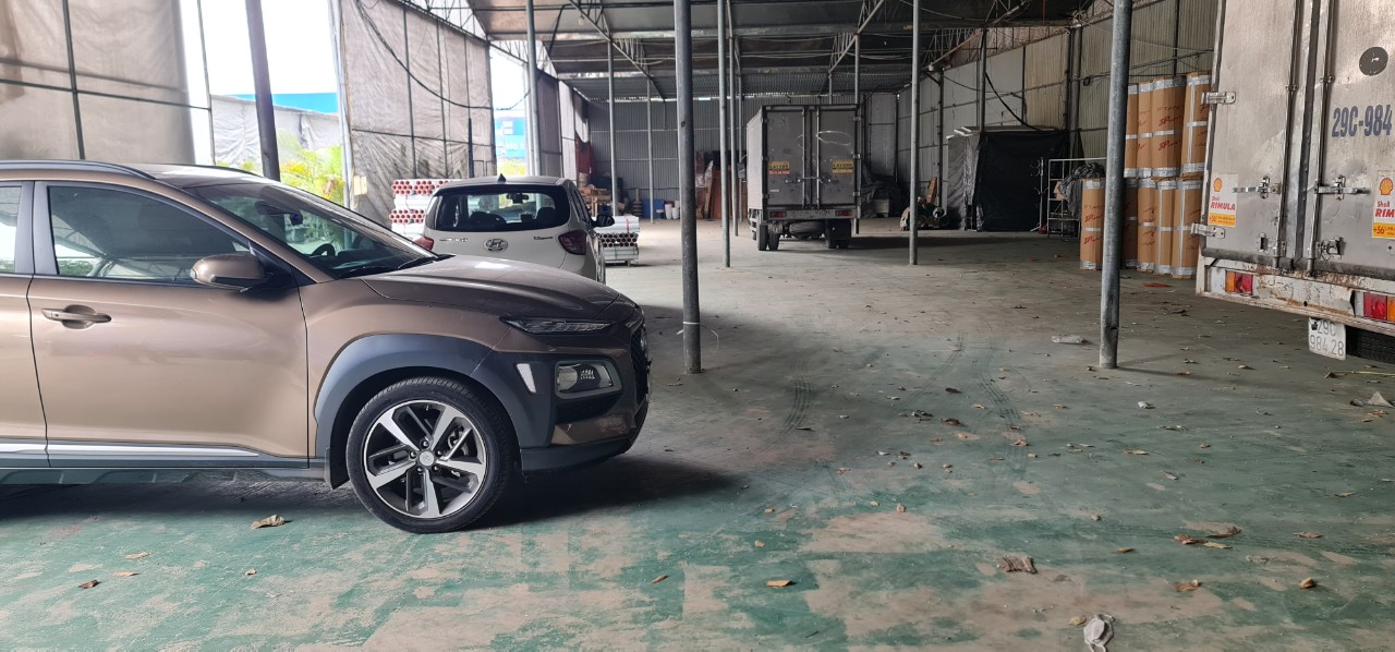 Cho thuê kho chứa hàng 1500m gần cầu Thanh Trì giá rẻ