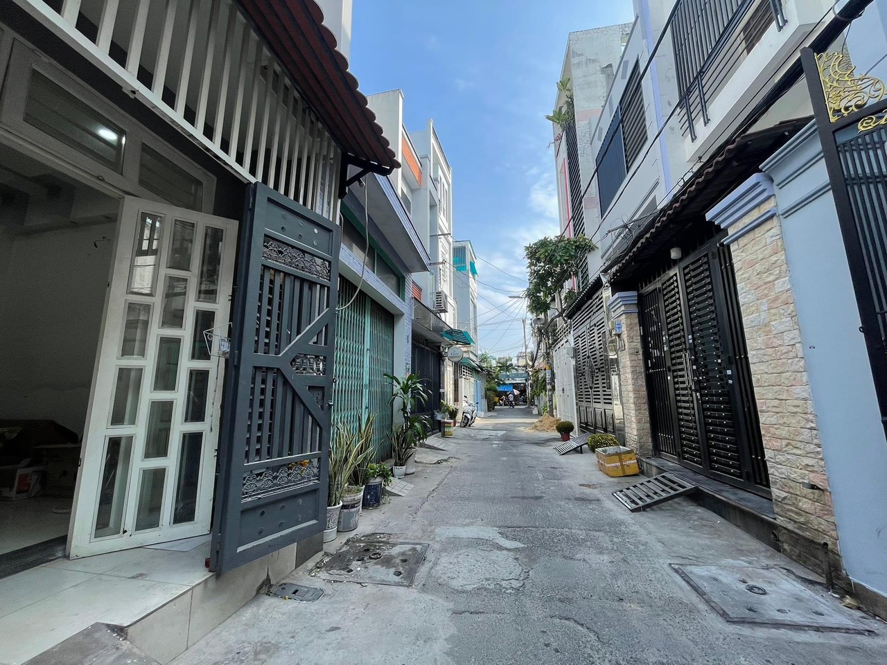 Chính chủ cần bán nhà 4 tầng đường B3 tây thạnh, hẻm ô tô, 39m2 chỉ nhỉnh 5 tỷ