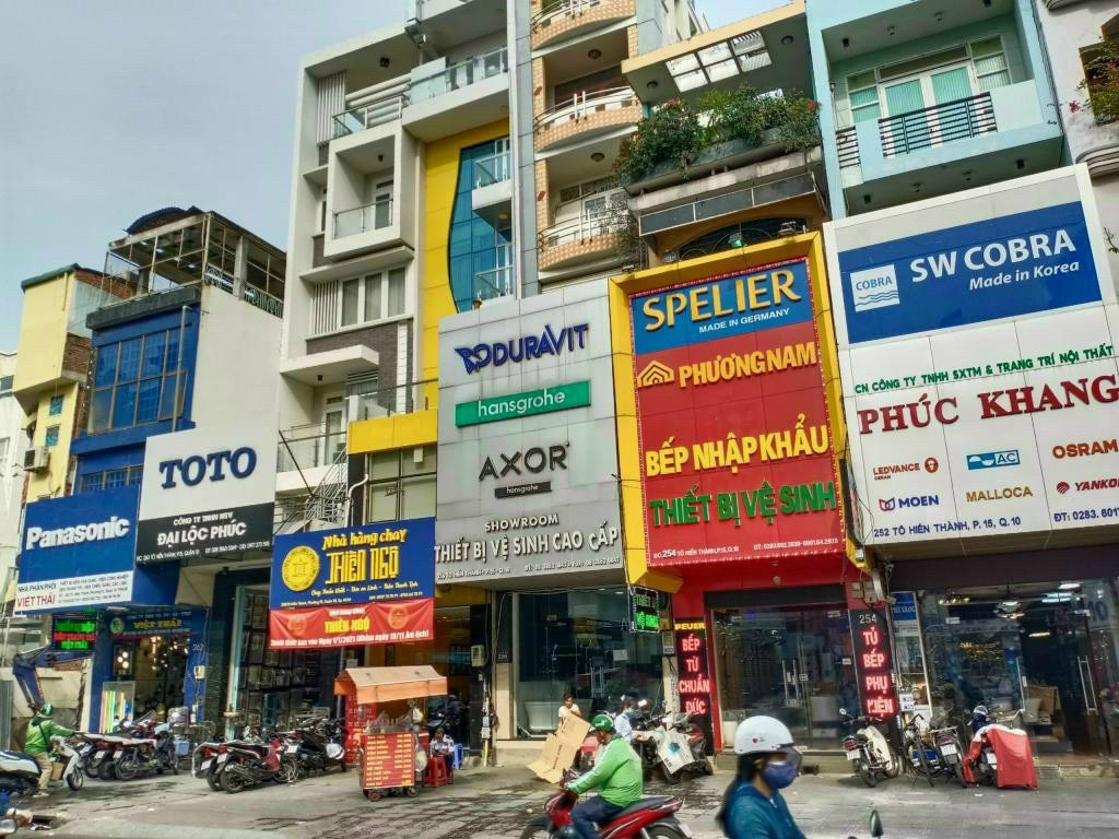 150m2