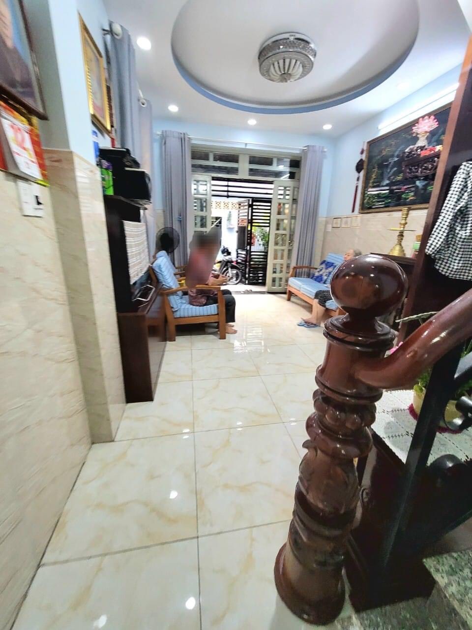 TRẦN KHẮC CHÂN P TÂN ĐỊNH ,Q1 dt 50m 3tầng 8.9 TỶ