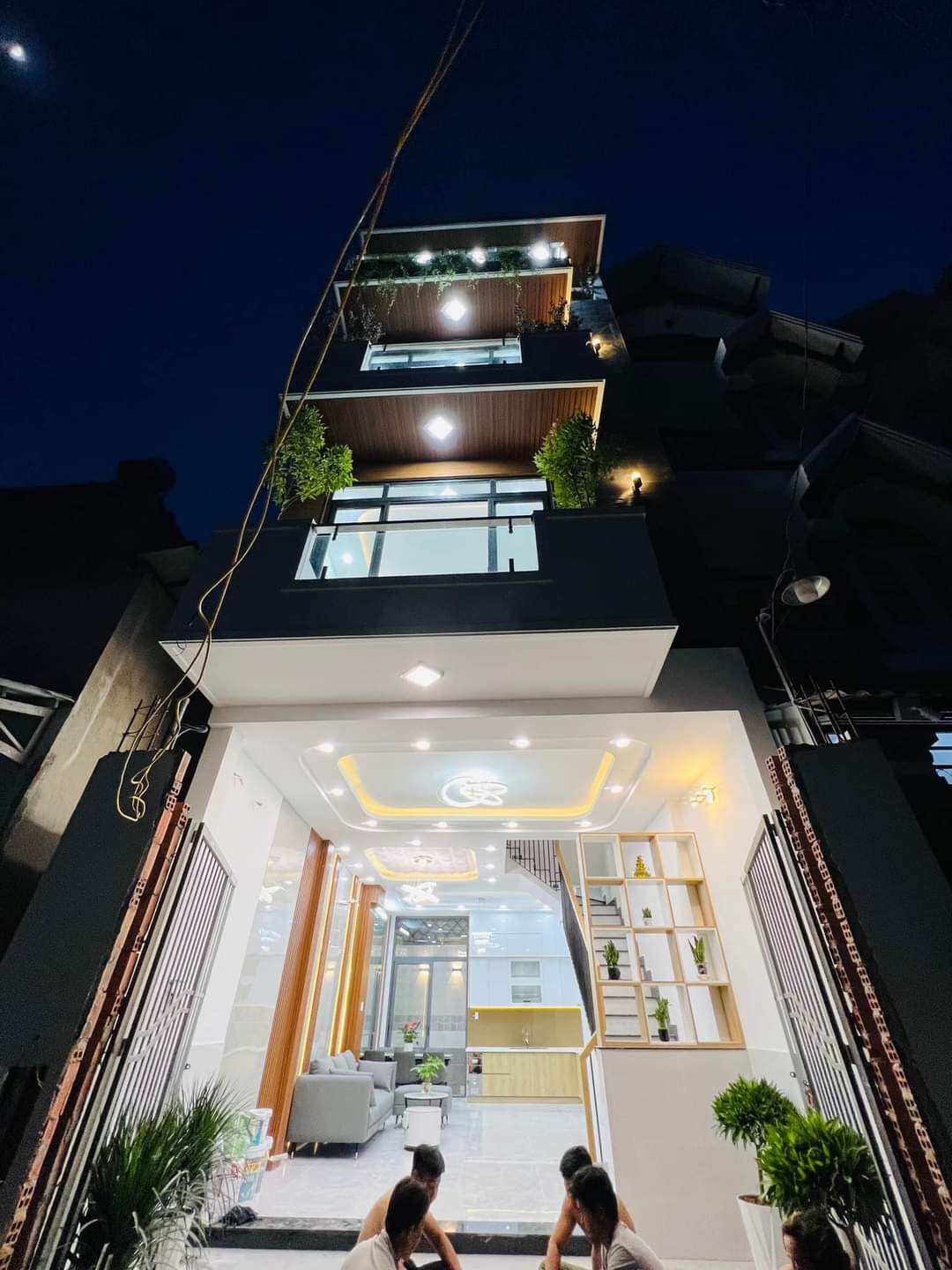 NHÀ BÁN HXH TRỆT 2 LẦU SÂN THƯỢNG- NỘI THẤT CAO CẤP- DƯƠNG CÁT LỢI -NHÀ BÈ