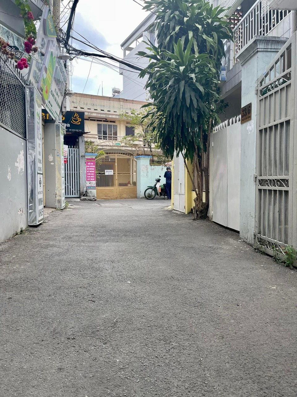 Bán nhà 2 tầng đường lê trọng tấn, hẻm ô tô, 35m2 chỉ 3.95 tỷ, ngay mặt tiền