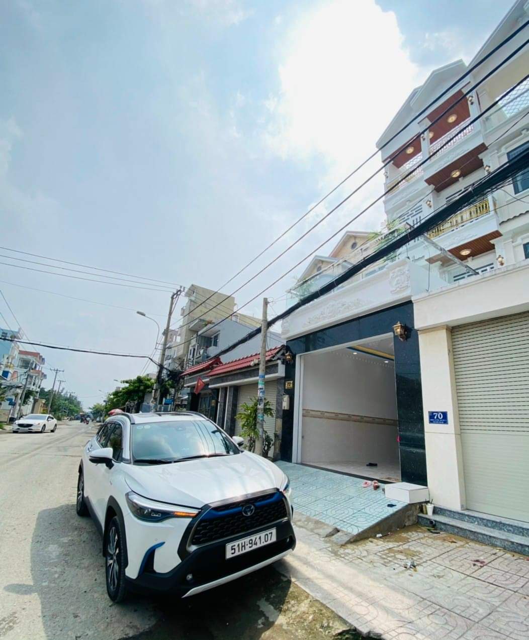 BÁN NHÀ MẶT TIỀN 4 TẦNG ĐẸP LUNG LINH KHU DÂN CƯ ĐÔNG ĐÚC THUẬN TIỆN BUÔN BÁN