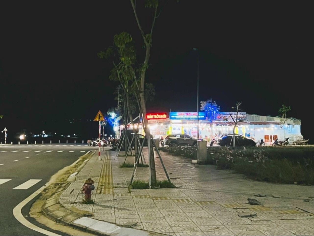 EM BÁN HAI LÔ ĐẤT LIỀN KỀ GẦN SÁT SIÊU THỊ BIG C, ĐỐI DIỆN BỆNH VIỆN VĨNH ĐIỆN, QUẢNG NAM