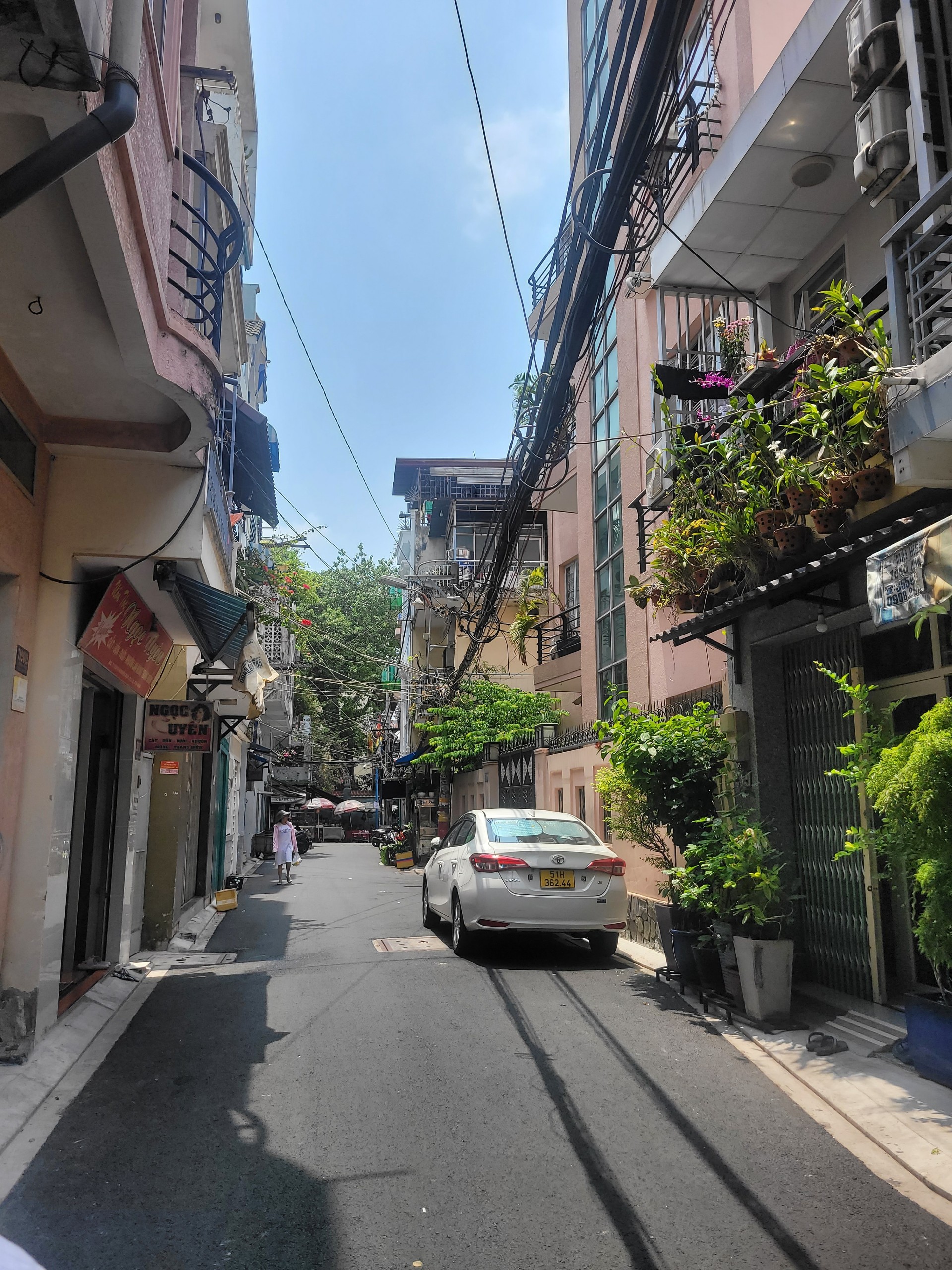 CĂN GÓC 3 MẶT THOÁNG - HẺM XE HƠI TRÁNH NHAU - 6X12,5 KHU VIP PHẠM VĂN HAI, TÂN BÌNH