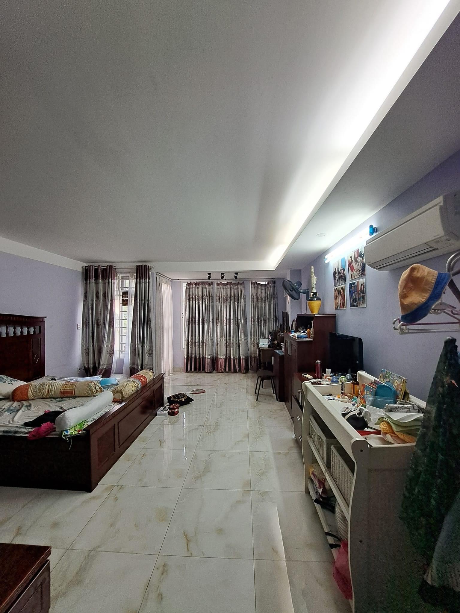 Bán nhà đường số 1, phường Tân Phú, 5x20.6m, view công viên, khu dân trí cao, sát chợ Tân Mỹ, Phú Mỹ Hưng,giá 16 tỷ tr