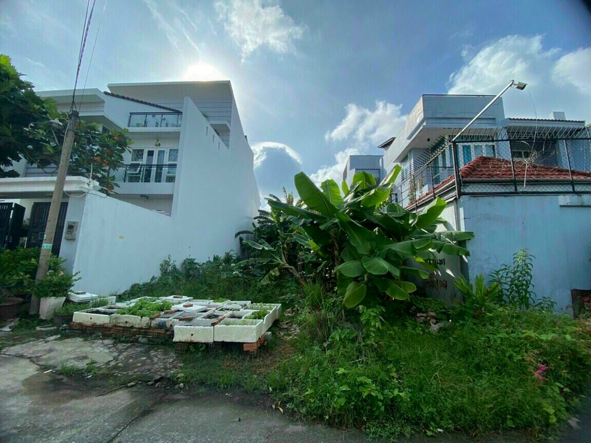 Bán gấp 2 lô đất đường số 27 cạnh trường Ngô Chí Quốc-Trung Tâm Thương Mại GiGa Mall.