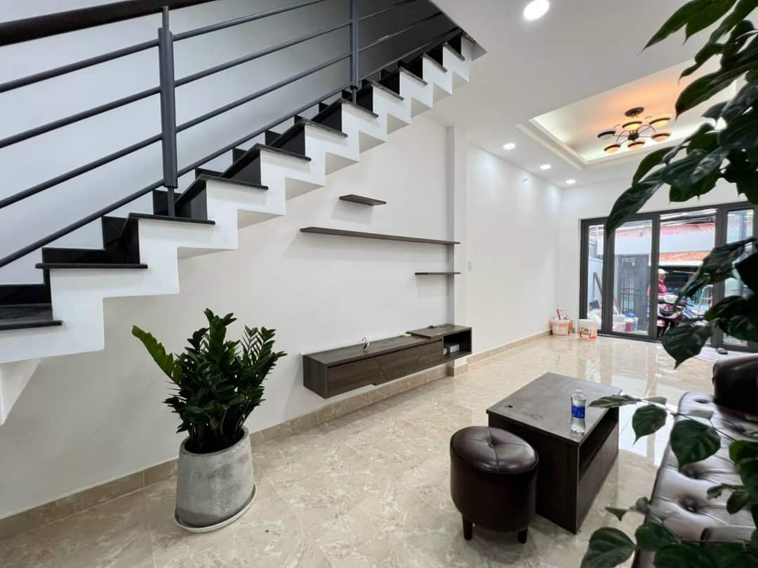 Chính Chủ Cần Bán Gấp Nhà Đẹp . DT 60m Kề Sát Khu Him Lam 3 Tấm Chỉ 6 Tỉ tí