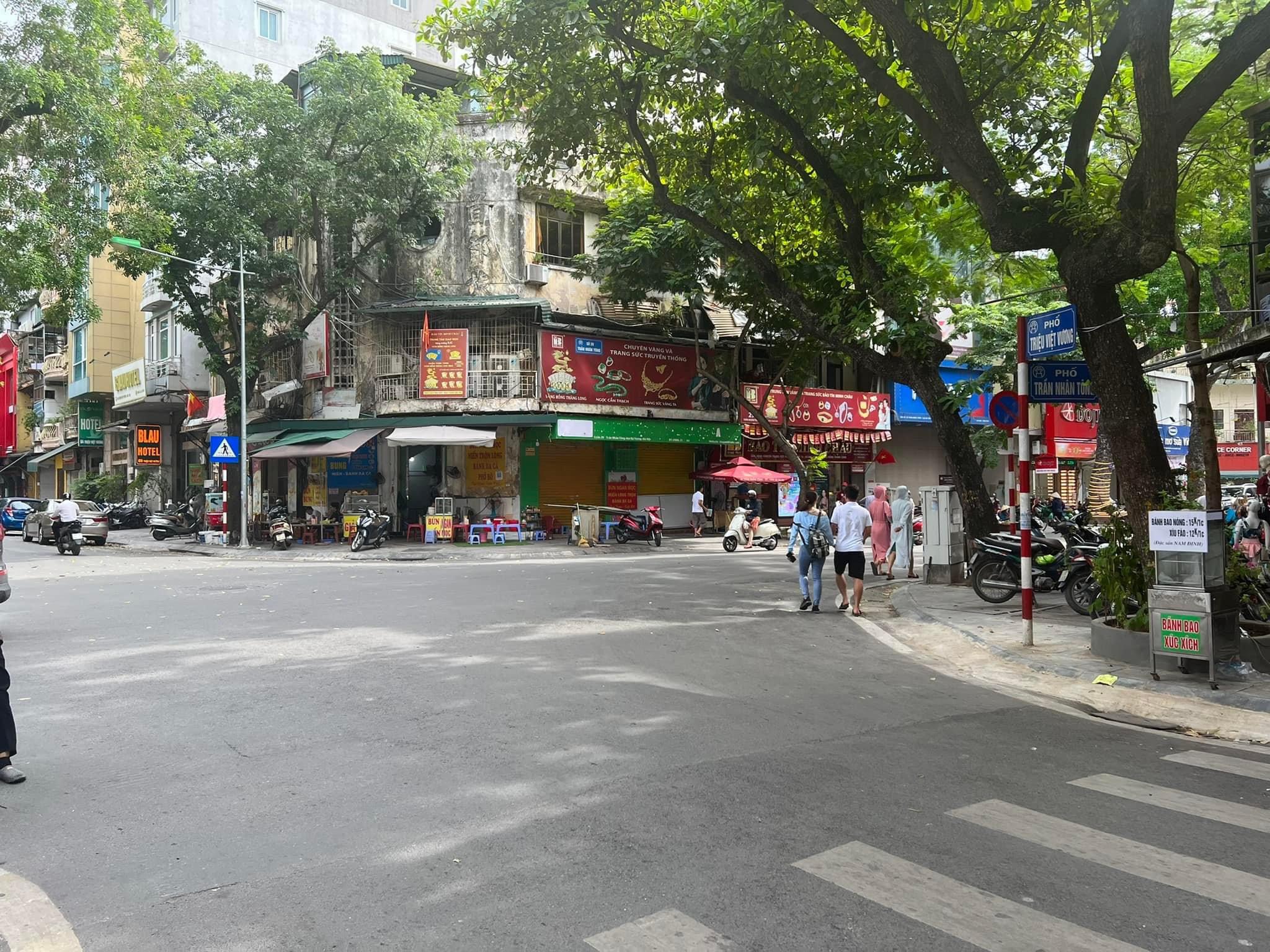 Bán nhà mặt phố Triệu Việt Vương, DT 68m2 mặt tiền 5.2m, giá 43 tỷ