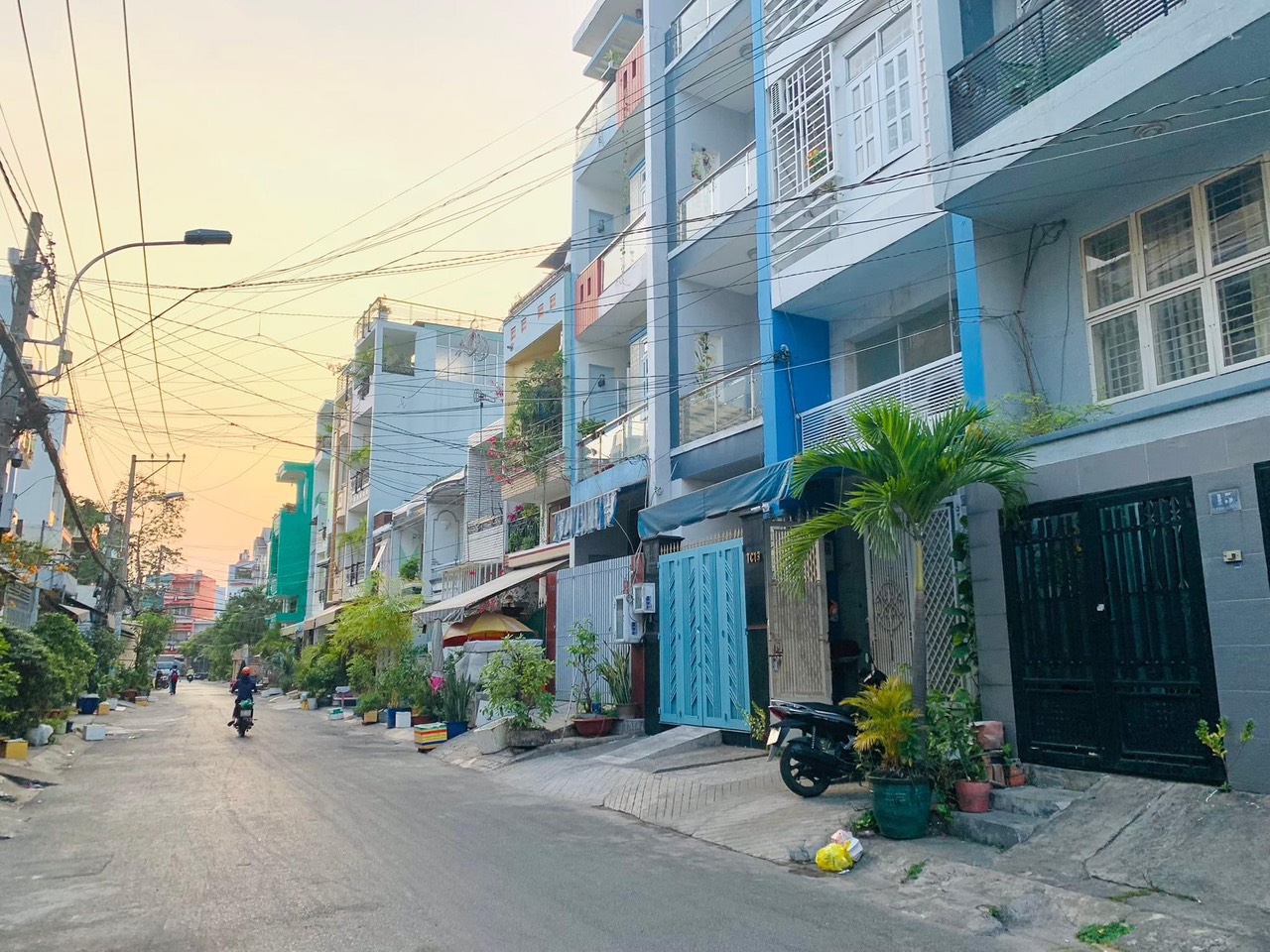 HÀNG HOT - CƯ XÁ PHÚ LÂM A QUẬN 6 - 55.9M2 KHÔNG LỘ GIỚI 4 TẦNG BTCT 3PN CHỈ NHỈNH 5 TỶ