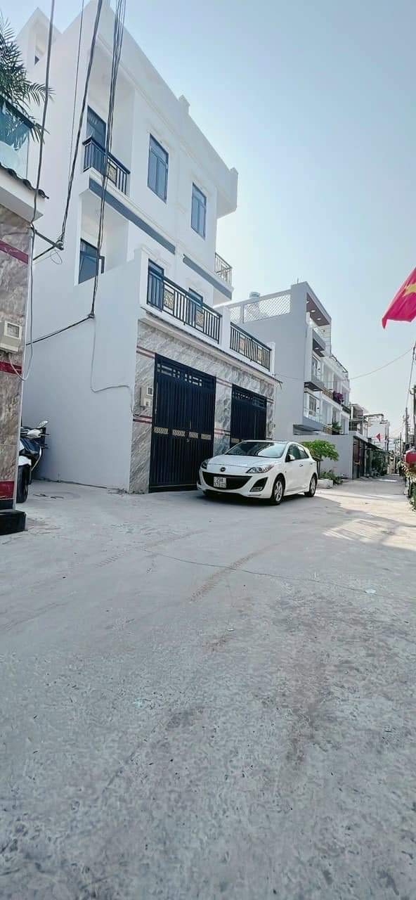 NHÀ BÁN HXH TRỆT 2 LẦU SÂN THƯỢNG - KẾ BÊN KDC ANH TUẤN -NHÀ BÈ