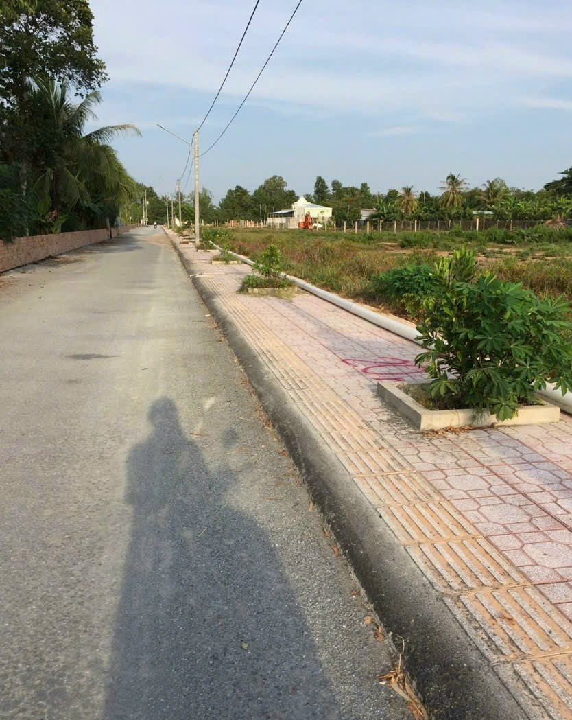 BÁN 5 NỀN LIỀN KỀ, THỔ CƯ, ĐƯỜNG ÔTÔ, PHƯỚC HẬU, VĨNH LONG