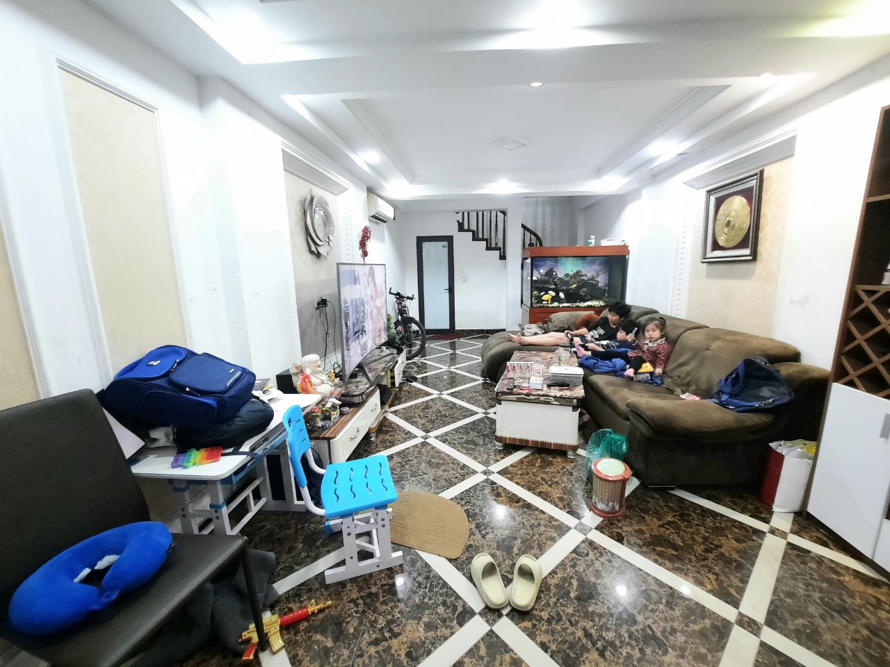 Bán nhà Ngõ 279 Hoàng Mai, gần CC Peliz home, 45m2 5 tầng, ô tô, 5,7 tỷ