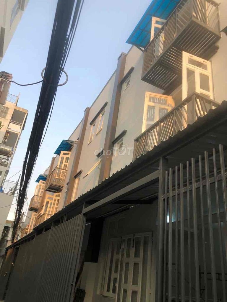 Nhà hẻm xe hơi 1041 đẹp mới như hình