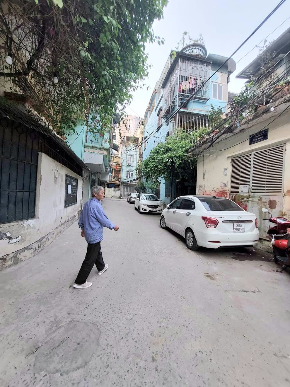 Bán nhà Lương Khánh Thiện, gần Tân Mai, dt 55m2 4 tầng, ô tô đỗ cửa, 5,6 tỷ