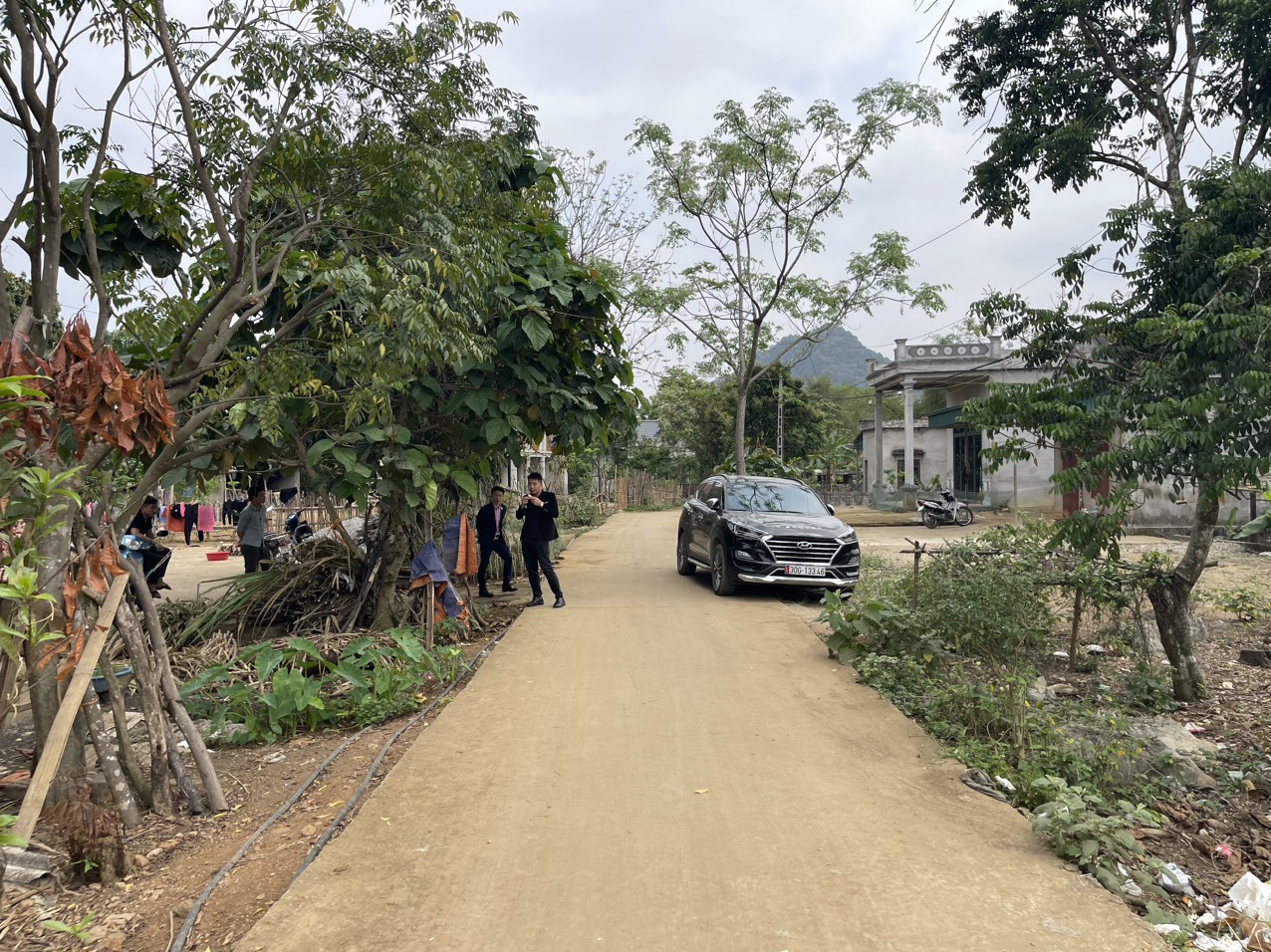 Đa Phúc, Yên Thủy, Hòa Binh5x30 full thổ cư, 180tr.lô. 6 lô liền kềgần khu công nghiệp, đường thông thoáng