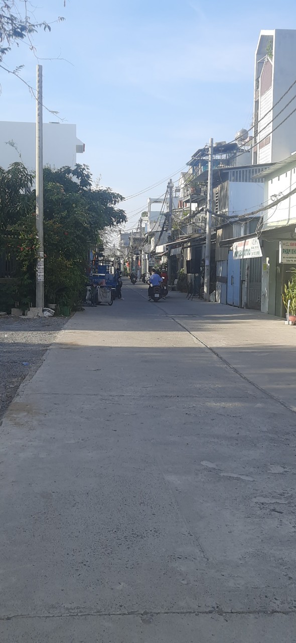 Bán Nhà Cấp 4 Chính Chủ Xa Xưa. DT 85m Ngay Trung Tâm Quận 7 Giáp Q4