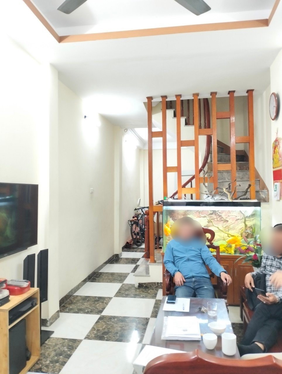 NHÀ ĐẸP - HAI THOÁNG - BA GÁC ĐỖ CỬA 36m4T 3.2 Tỷ (Lĩnh Nam - Hoàng Mai)