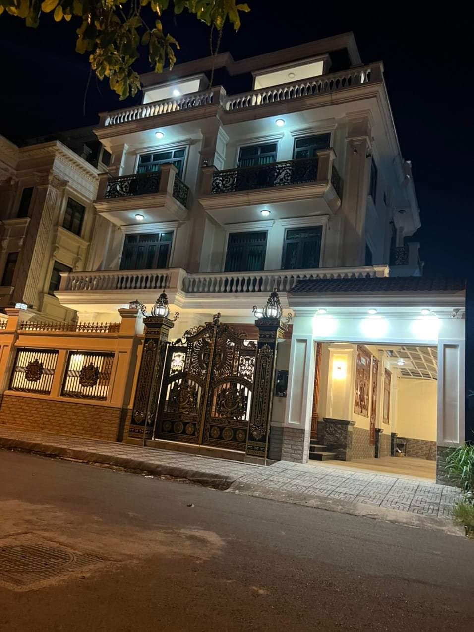 BIỆT THỰ NGHỈ DƯỠNG VEIW SÔNG- KHU VỰC VIP - ĐỐI DIỆN KHU BIỆT THỰ LAKE VIEW CITY- FULL NỘI THẤT CAO CẤP- F. BÌNH