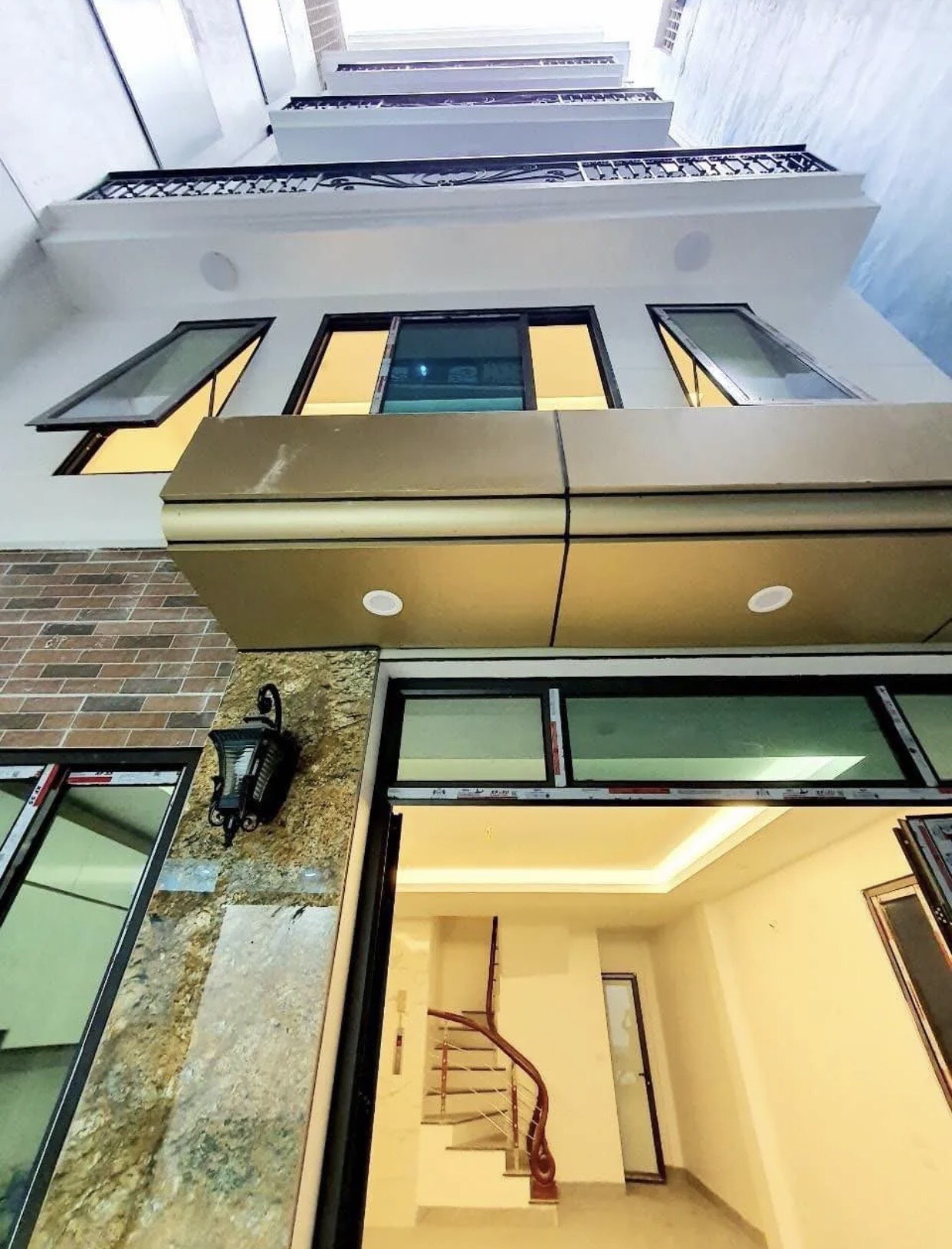 MẶT PHỐ VIP YÊN LÃNG- THANG MÁY- 2 THOÁNG VĨNH VIỄN- VỈA HÈ RỘNG- DT 86m2 x 6tầng- GIÁ 16.5 TỶ