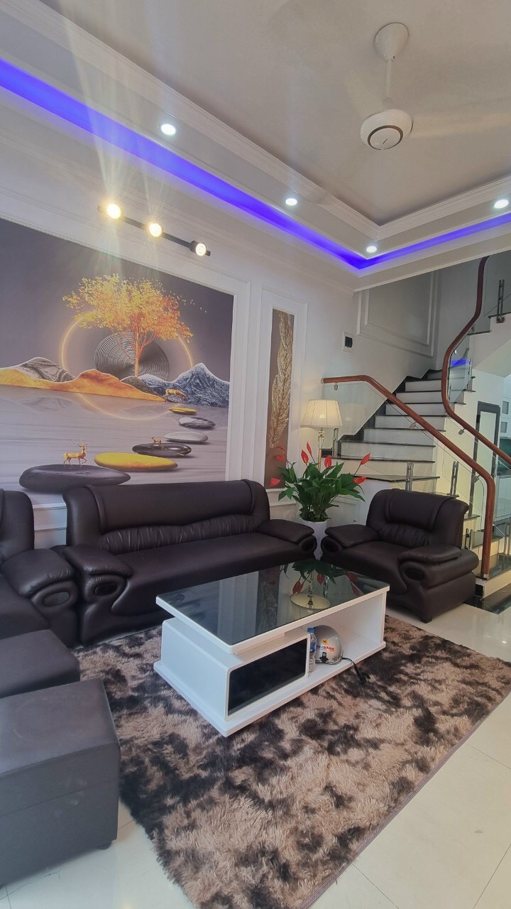 BÁN NHÀ TRẦN QUANG DIỆU-OTO ĐỖ CỬA- AN SINH ĐỈNH- DT 57m2 x 5tầng x MT 5m- GIÁ 5.2 Tỷ