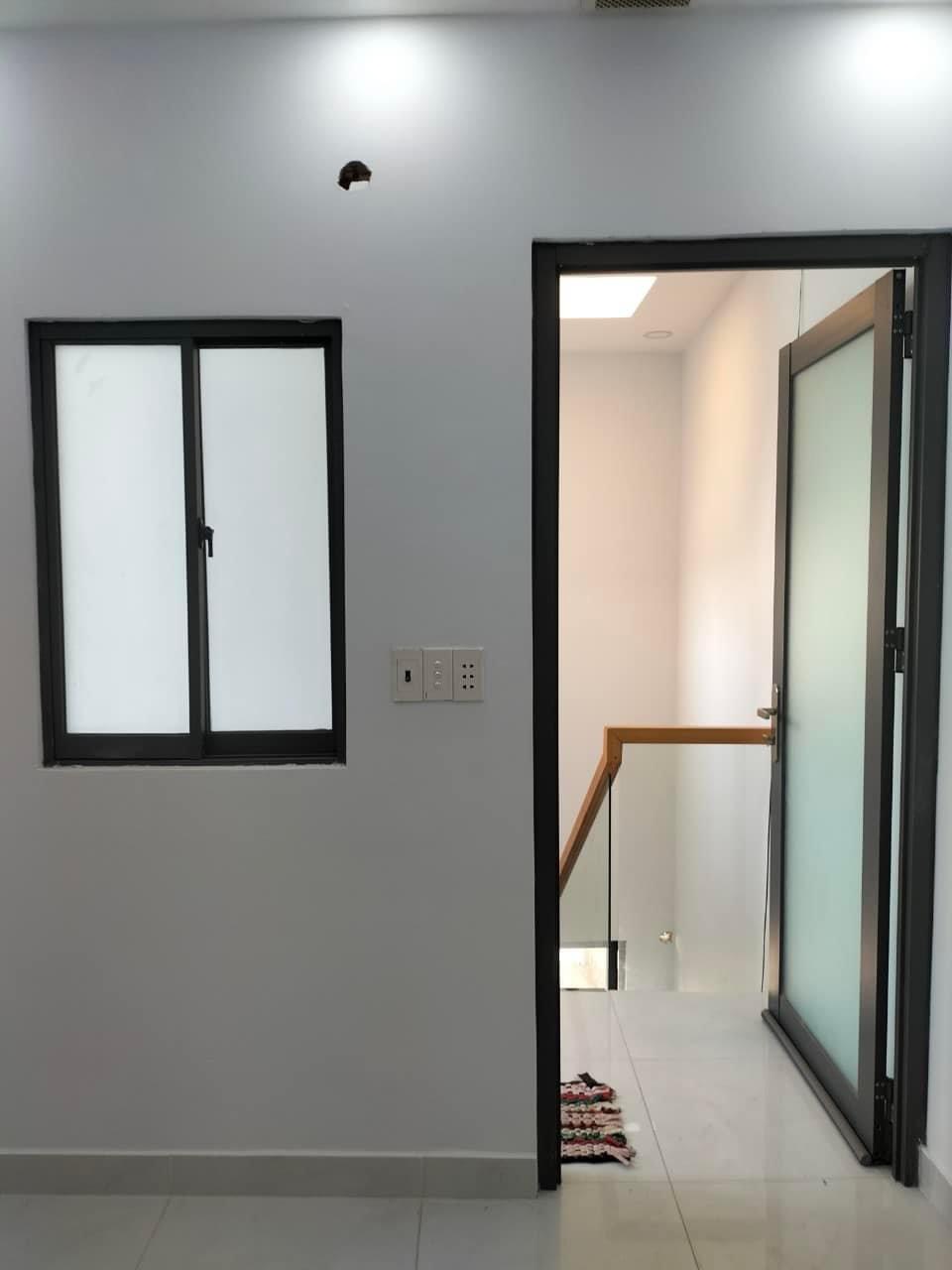 Bán nhà mặt tiền hẻm kinh doanh, lũy bán bích, 36m2, 3 tầng, hẻm xe hơi chỉ 3.95 tỷ