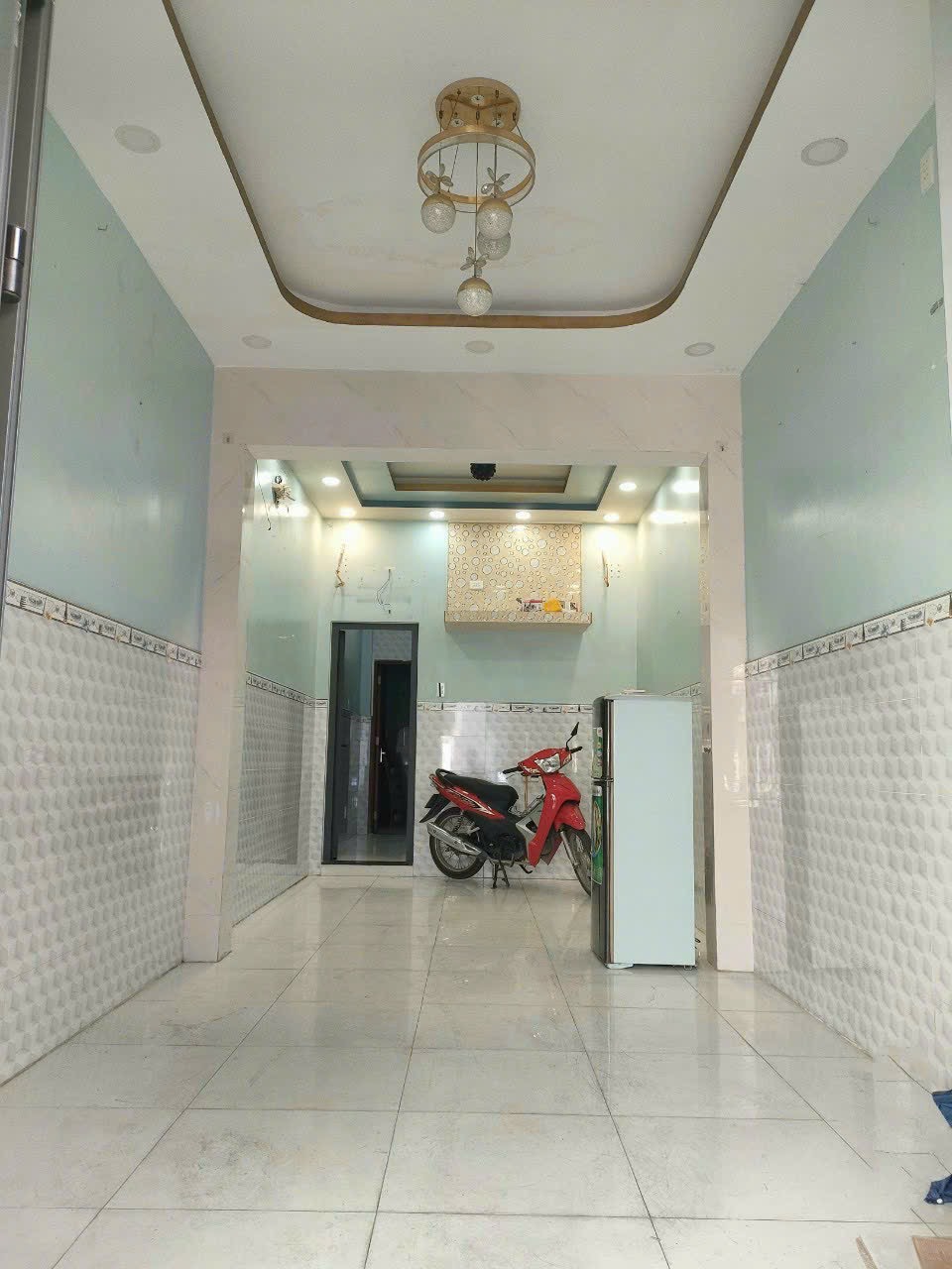 Chính chủ gửi bán căn nhà 1 trục Lê Đức Thọ P17-- Diện tích : Ngang 3.10m dài gần 14m-- Hiện trạng nhà đúc 1 trệt 2