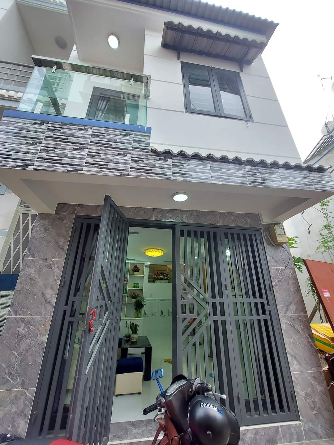 Chỉ 1 tỷ 550tr - Có Ngay nhà mới đẹp - Sẵn nội thất hiện đại - DT 26m - Huỳnh tấn phát. Q7