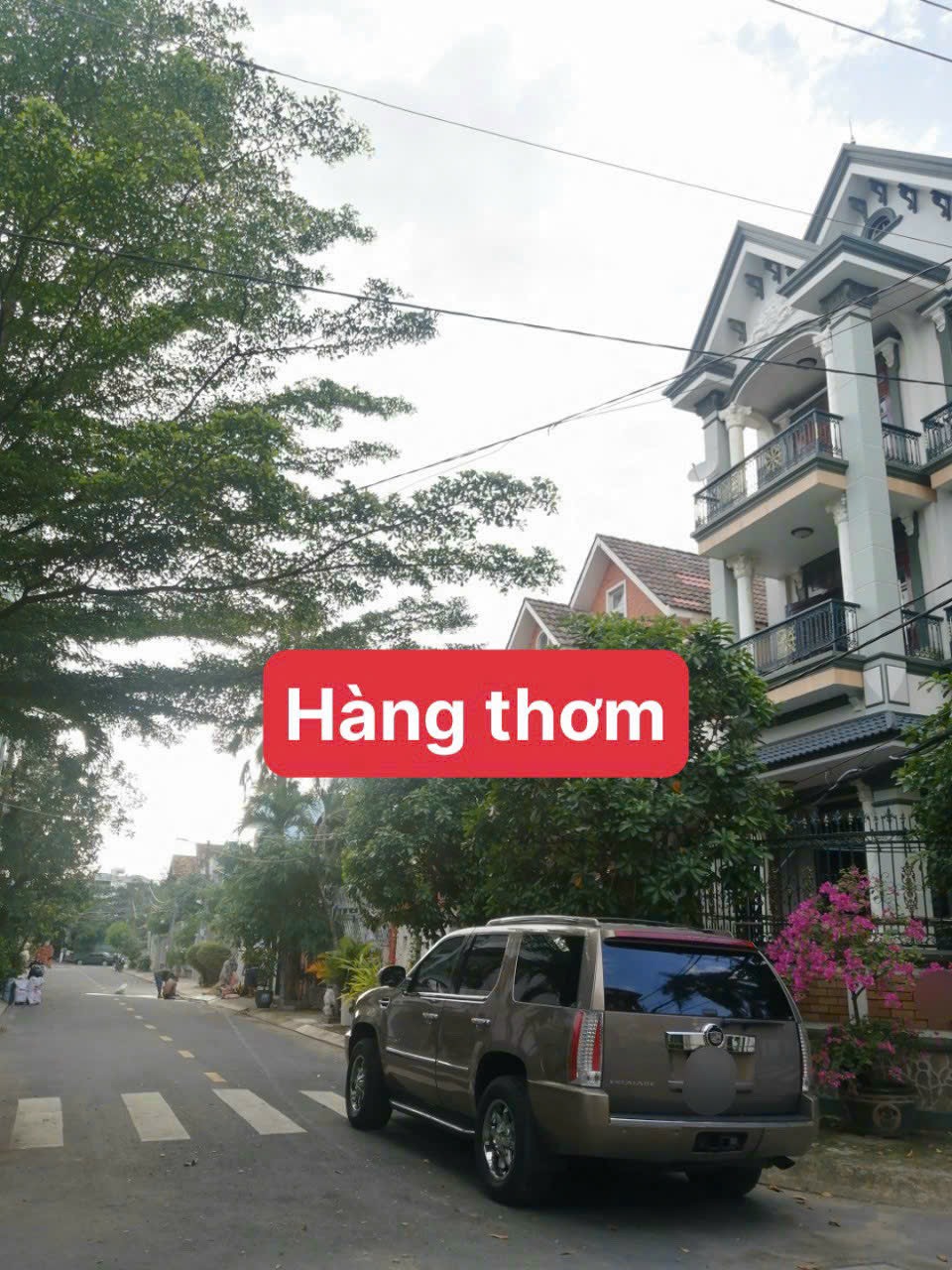 Nhà HXH 10m Dương Quảng Hàm P5 GV- DT: 4m x 16,5m CN 66m2- Kết cấu: 1 Trệt 2 Lầu (Có Lề đường hoa- Hướng Đông Nam-