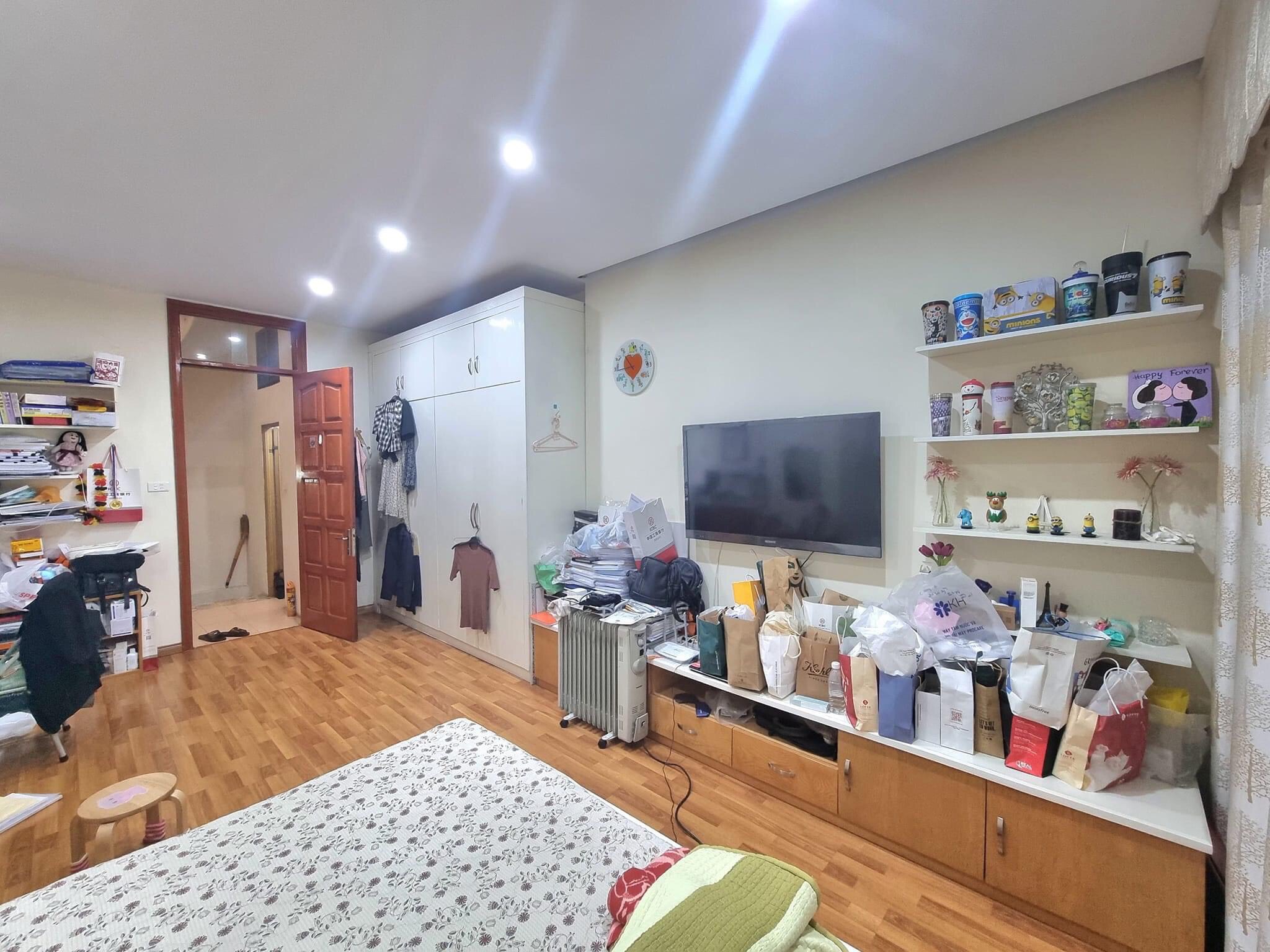 BÁN NHÀ VŨ TÔNG PHAN- NGÕ NÔNG GẦN PHỐ- TẶNG NỘI THẤT- DT 37m2 x 5 tầng x MT 4.2m- GIÁ 3.6 TỶ